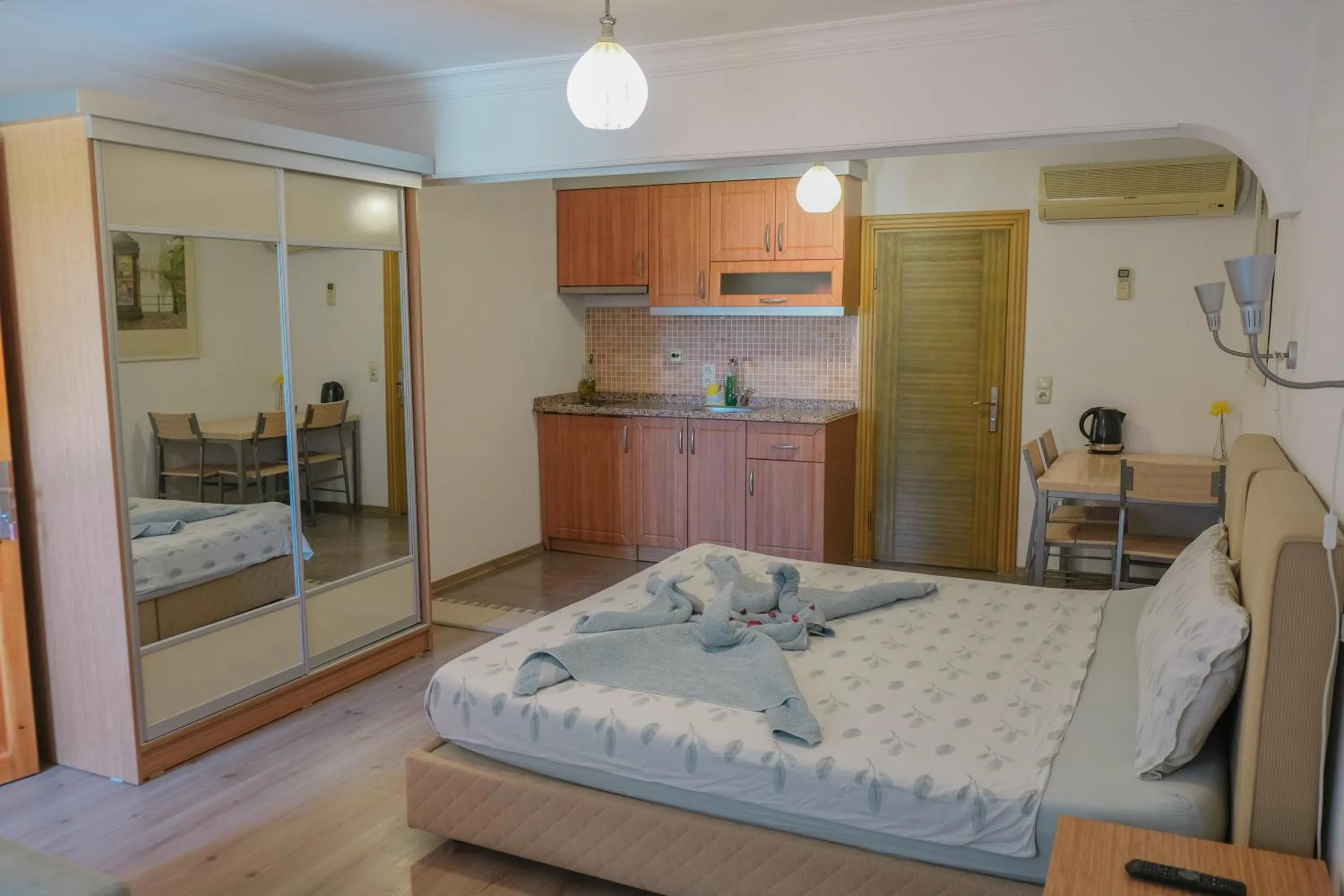 Bedroom, Bed in Natureland Efes Pension