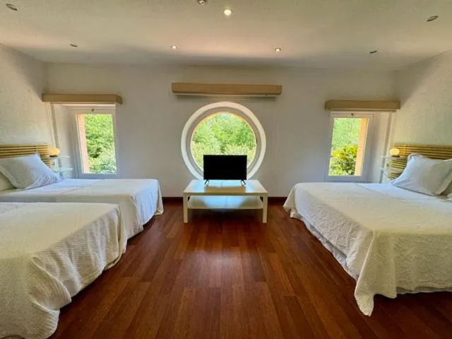 Bedroom, Bed in Hotel Spa La Central - Adults Only