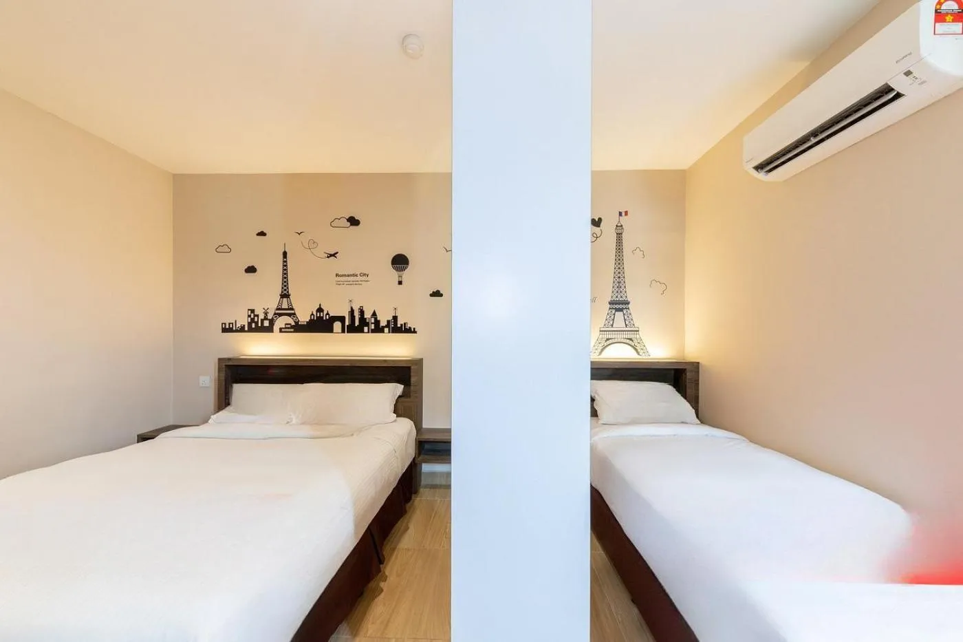 Bed in Sunlight Hotel Kulai