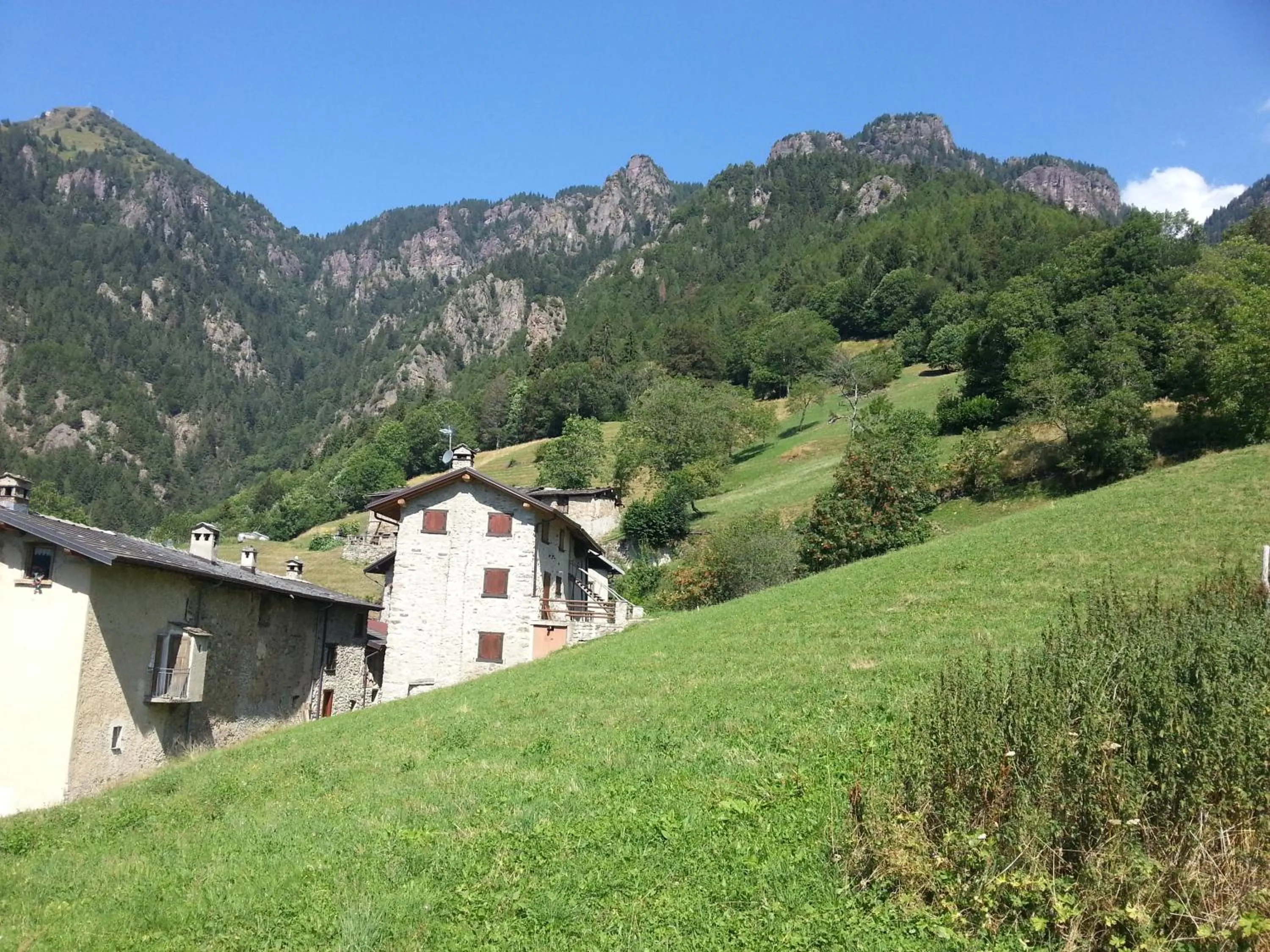 Natural landscape in AR Mountains Lodge Villachiara