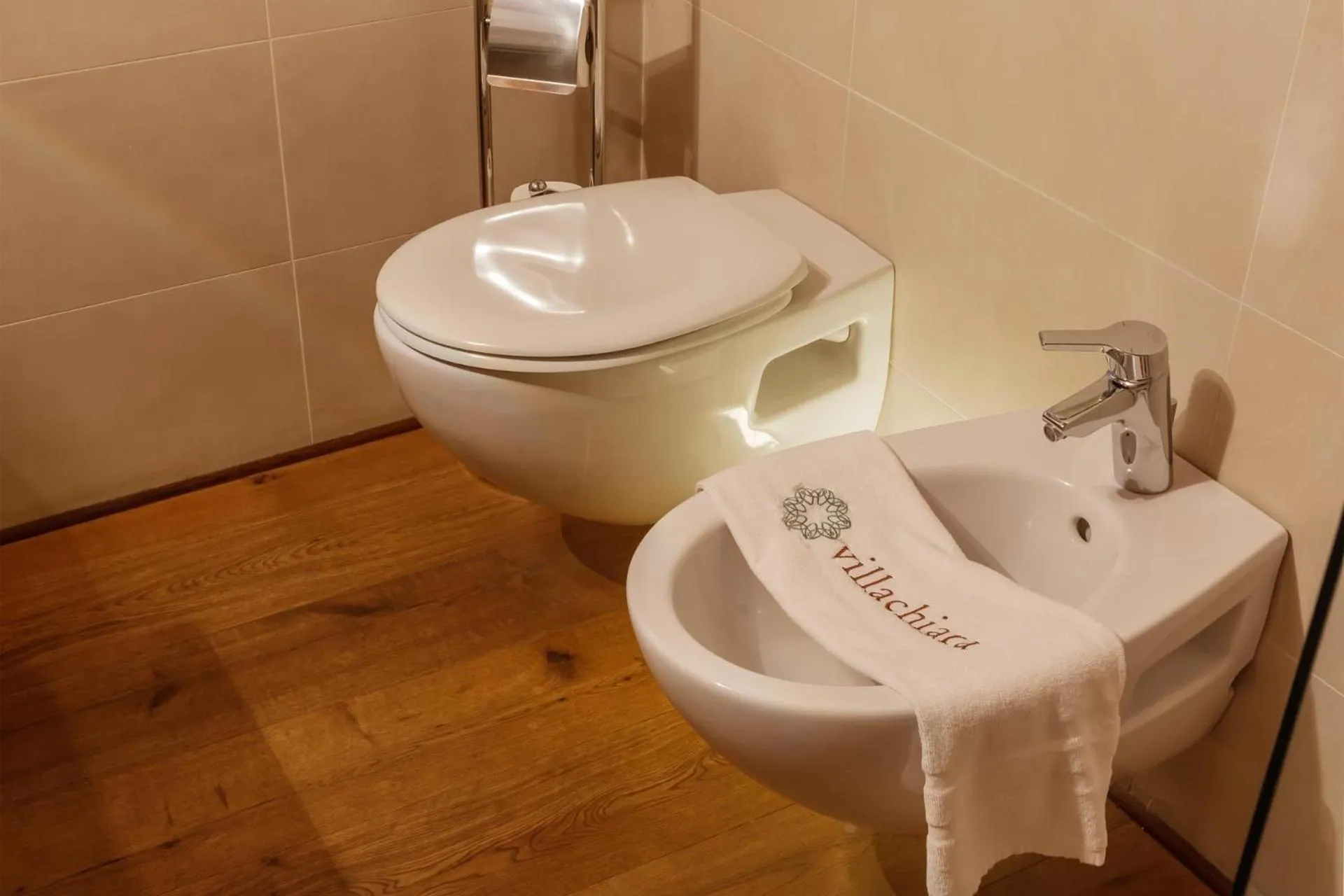 Bathroom in AR Mountains Lodge Villachiara