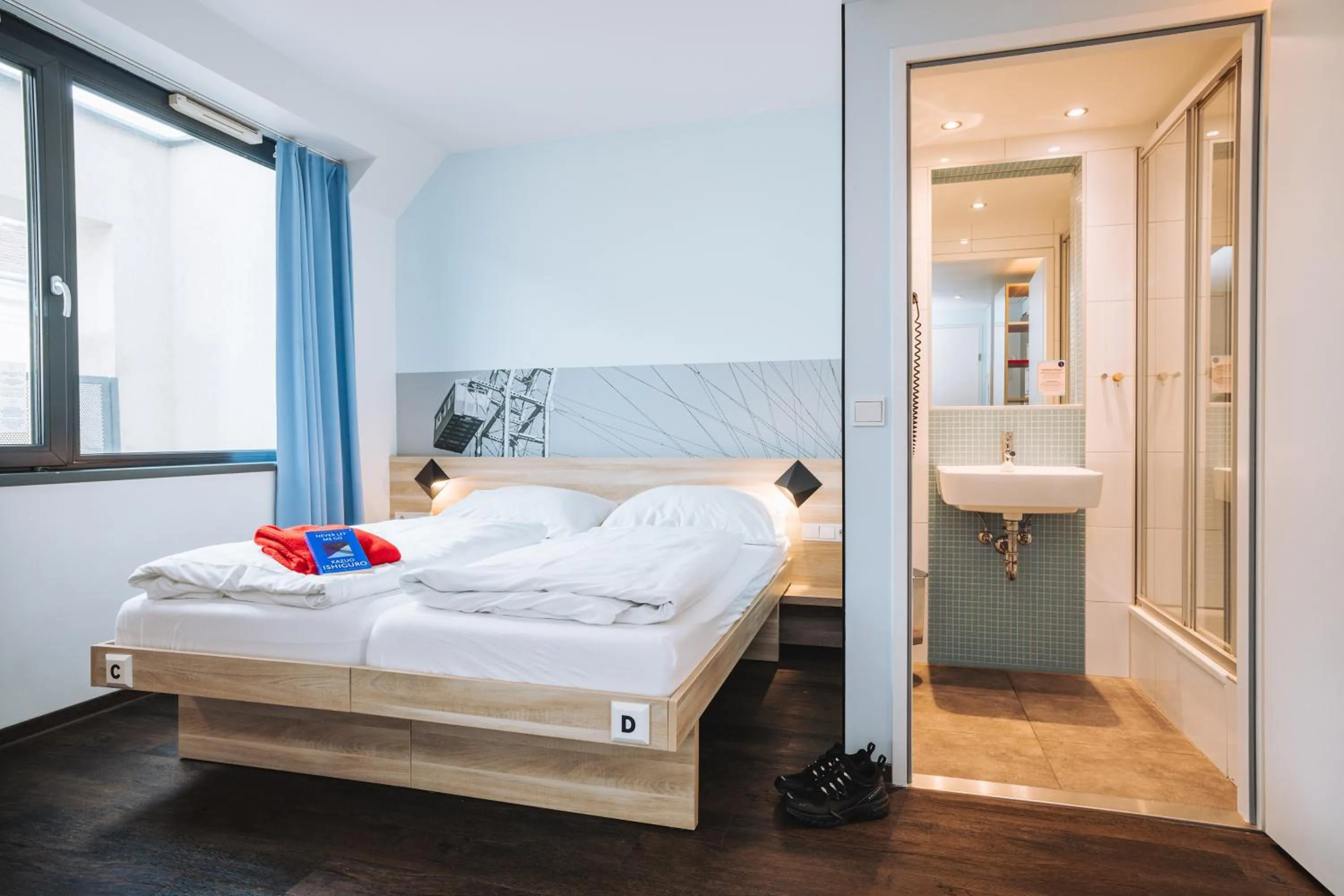 Bedroom, Bed in MEININGER Hotel Wien Downtown Franz