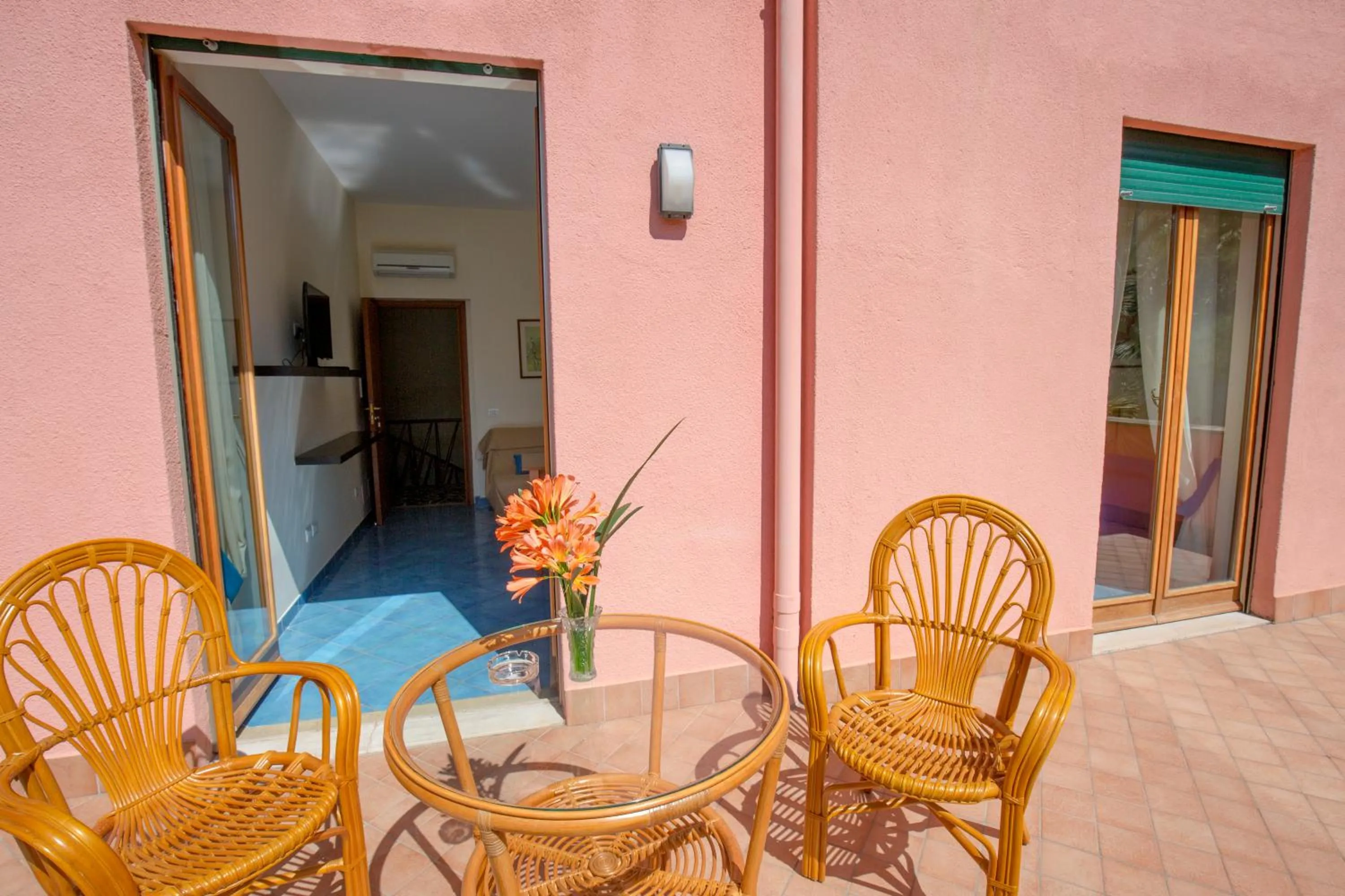 TV and multimedia in Villa Rosa Sorrento