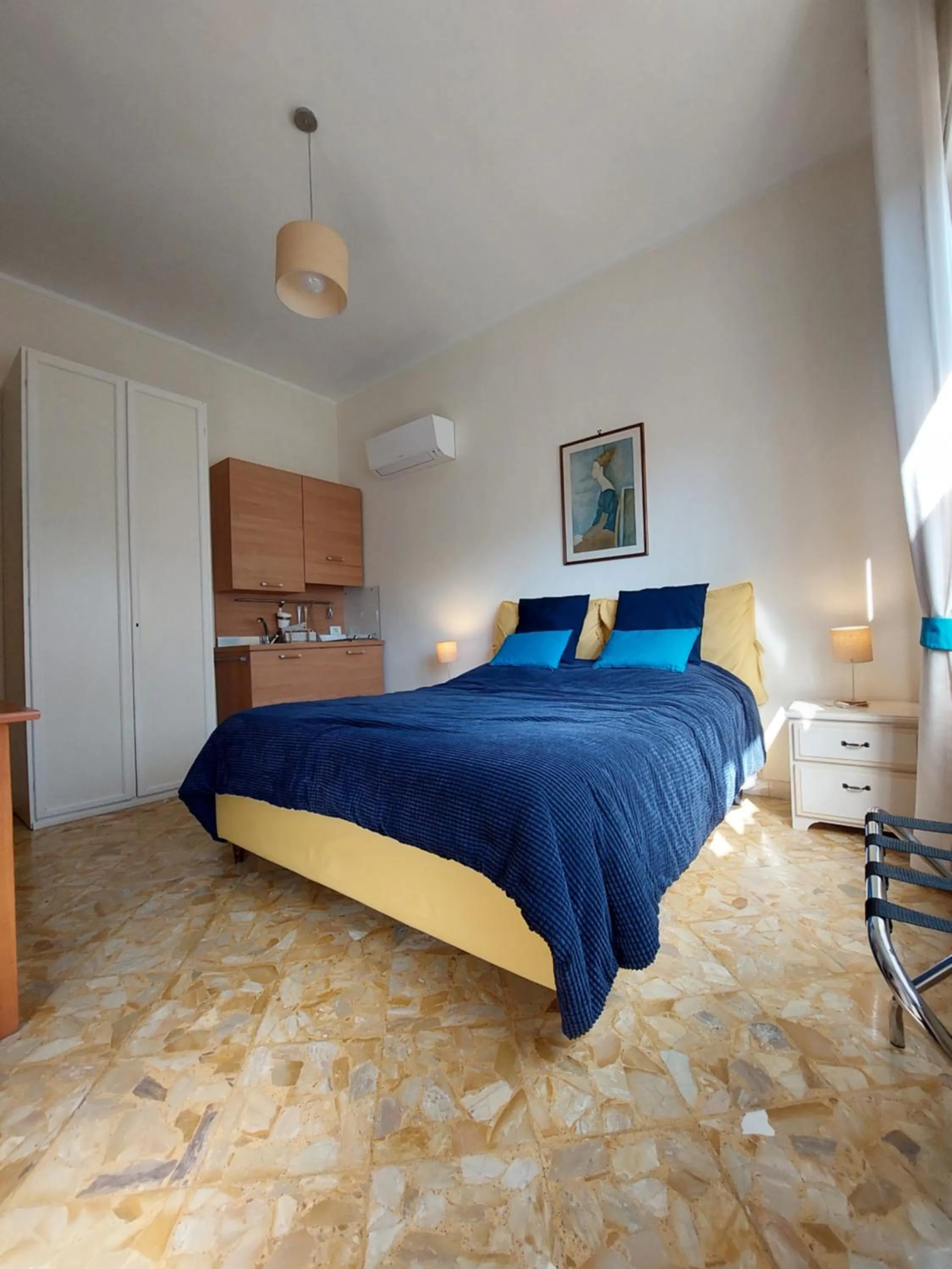 Bedroom, Bed in Villa Rosa Sorrento