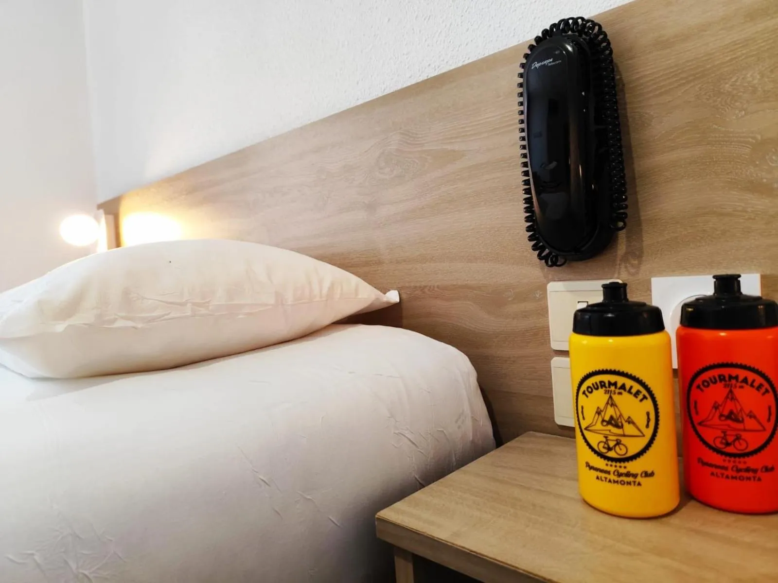 Bedroom in Hôtel Hélianthe