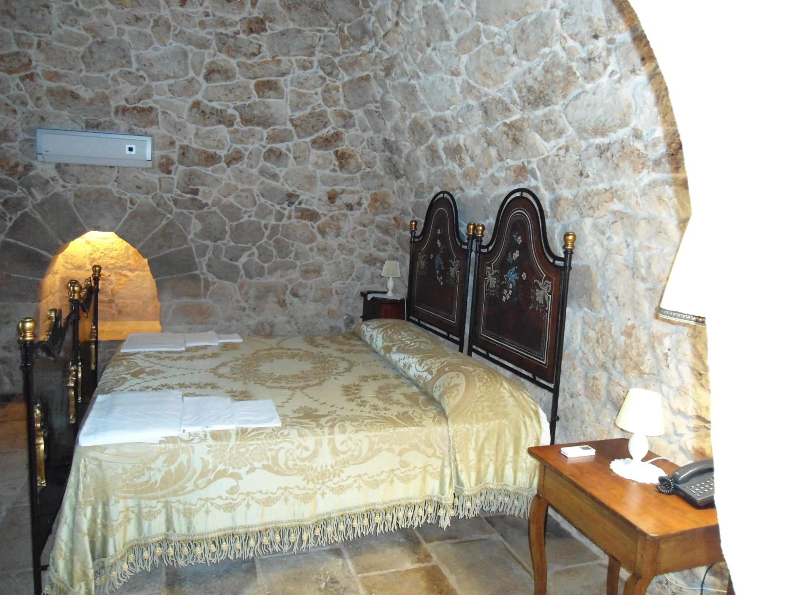 Bed in Tenuta Pigliano Hotel