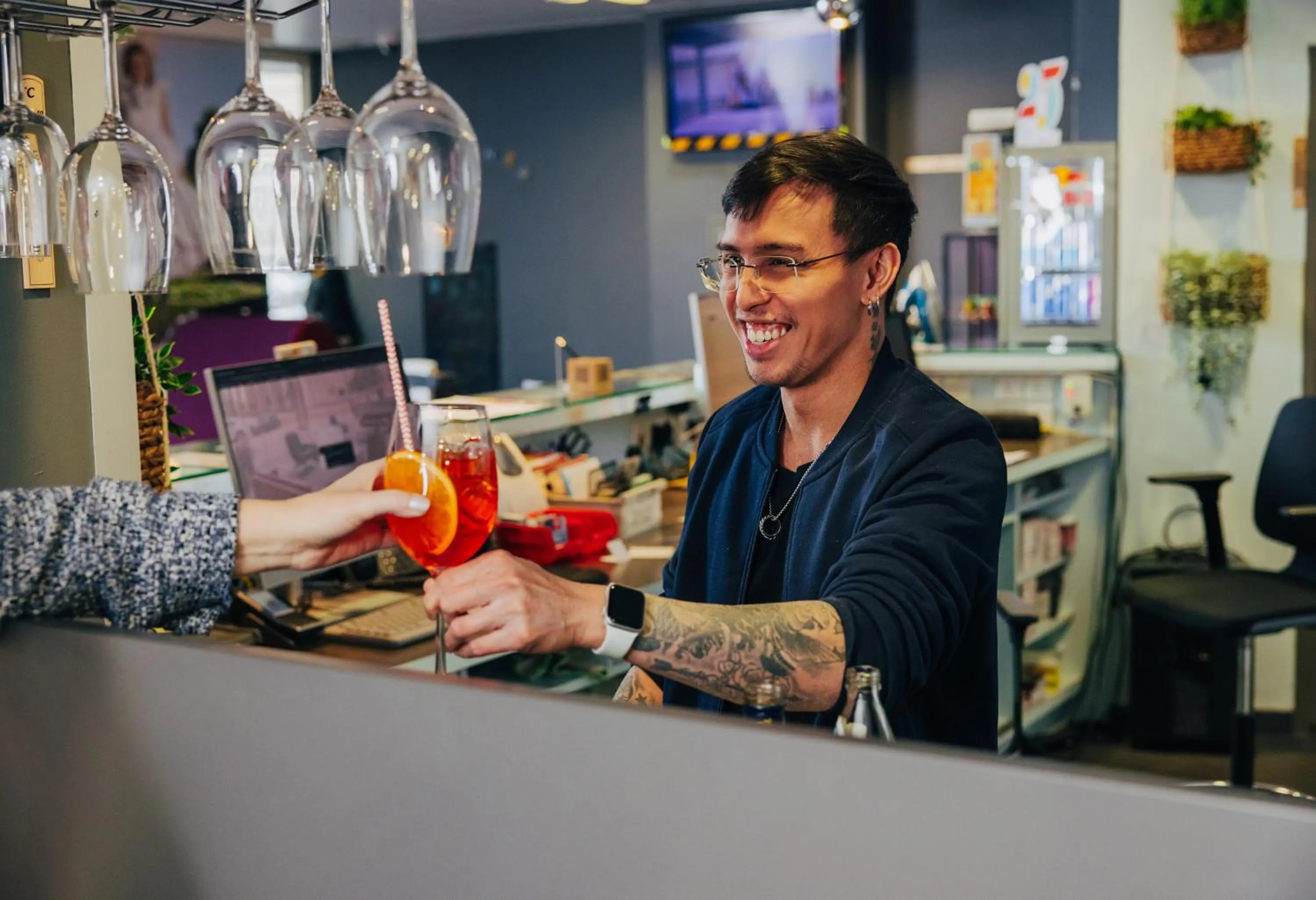 Lounge or bar in MEININGER Hotel Wien Downtown Sissi