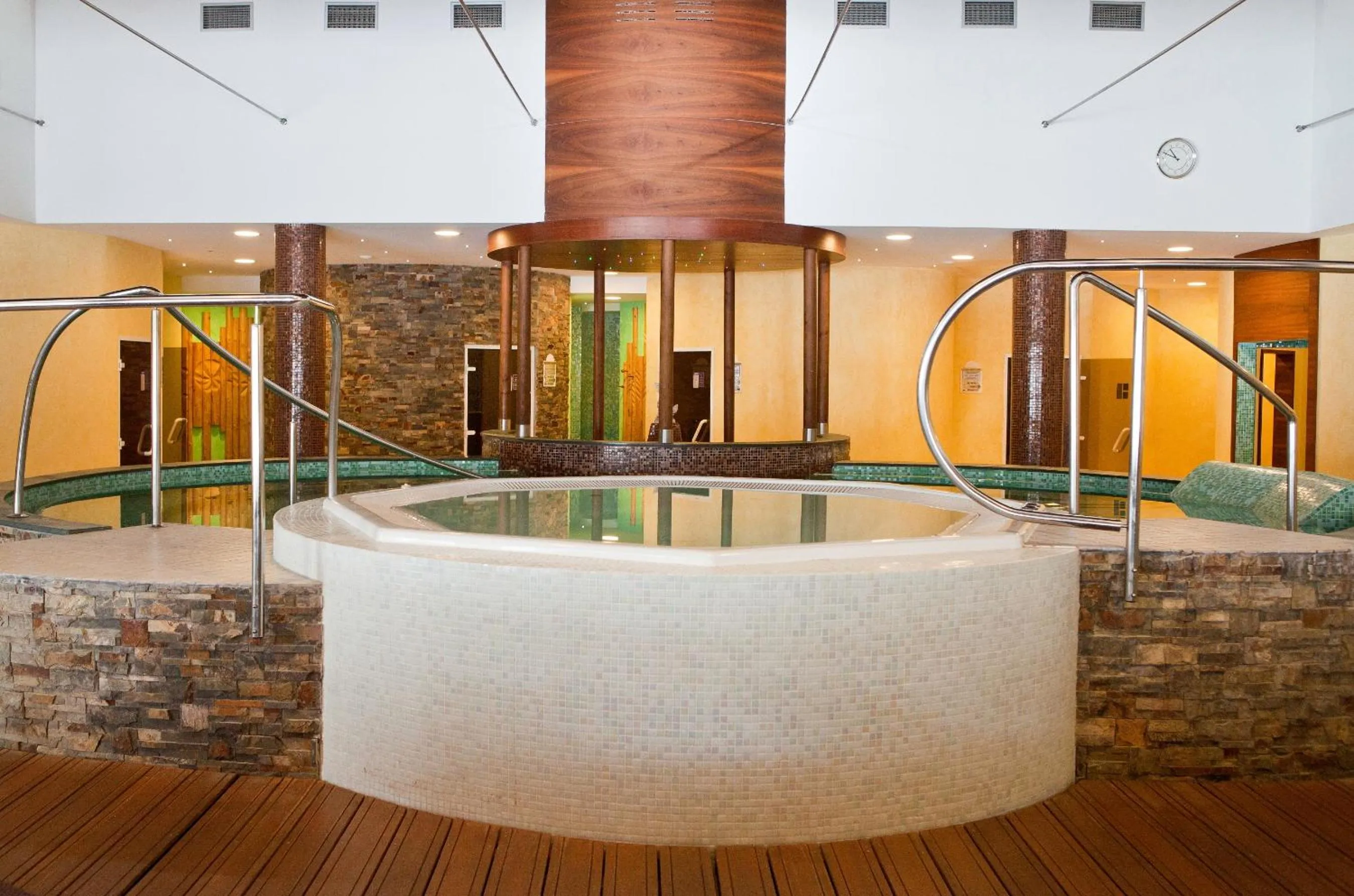 Swimming pool in Hotel Patria