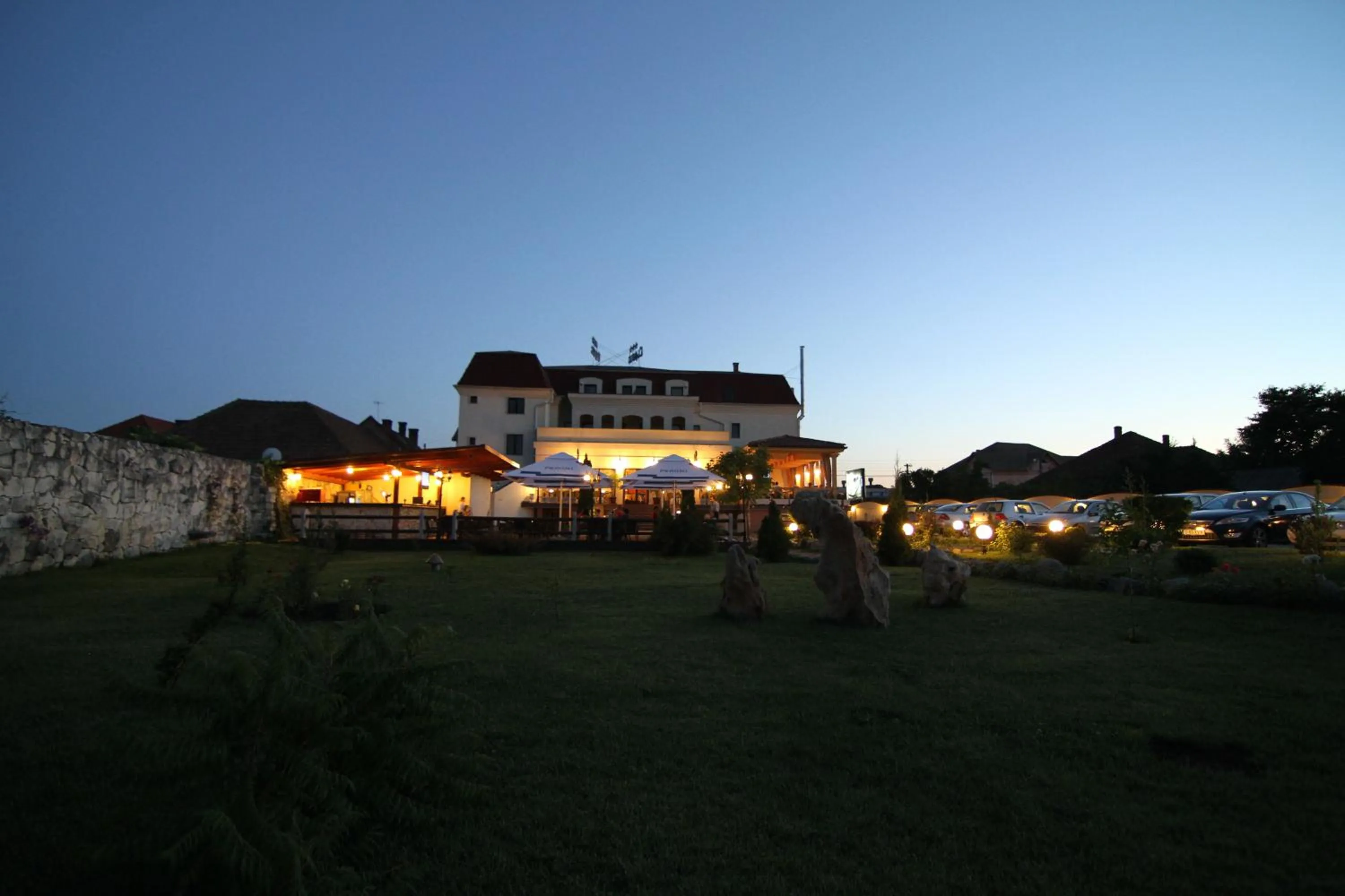 Facade/entrance in Hotel Clasic