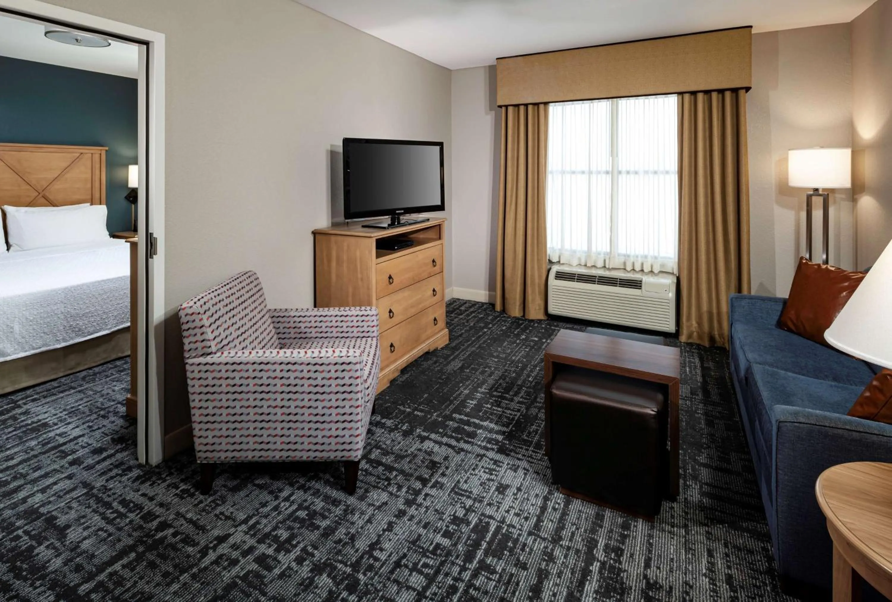 Living room, Bed in Homewood Suites by Hilton Austin/Round Rock