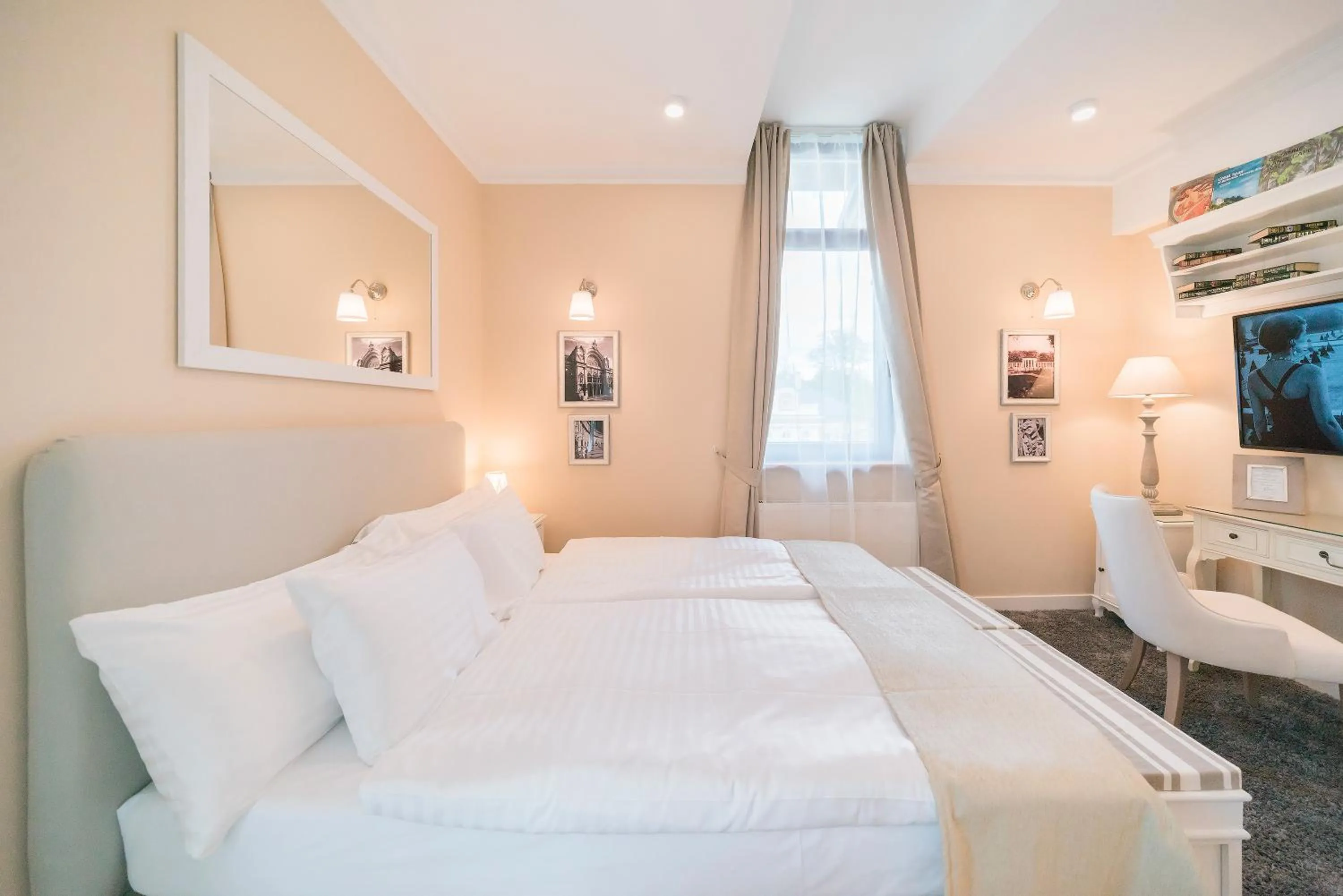 Bed in Revelton Studios Františkovy Lázně