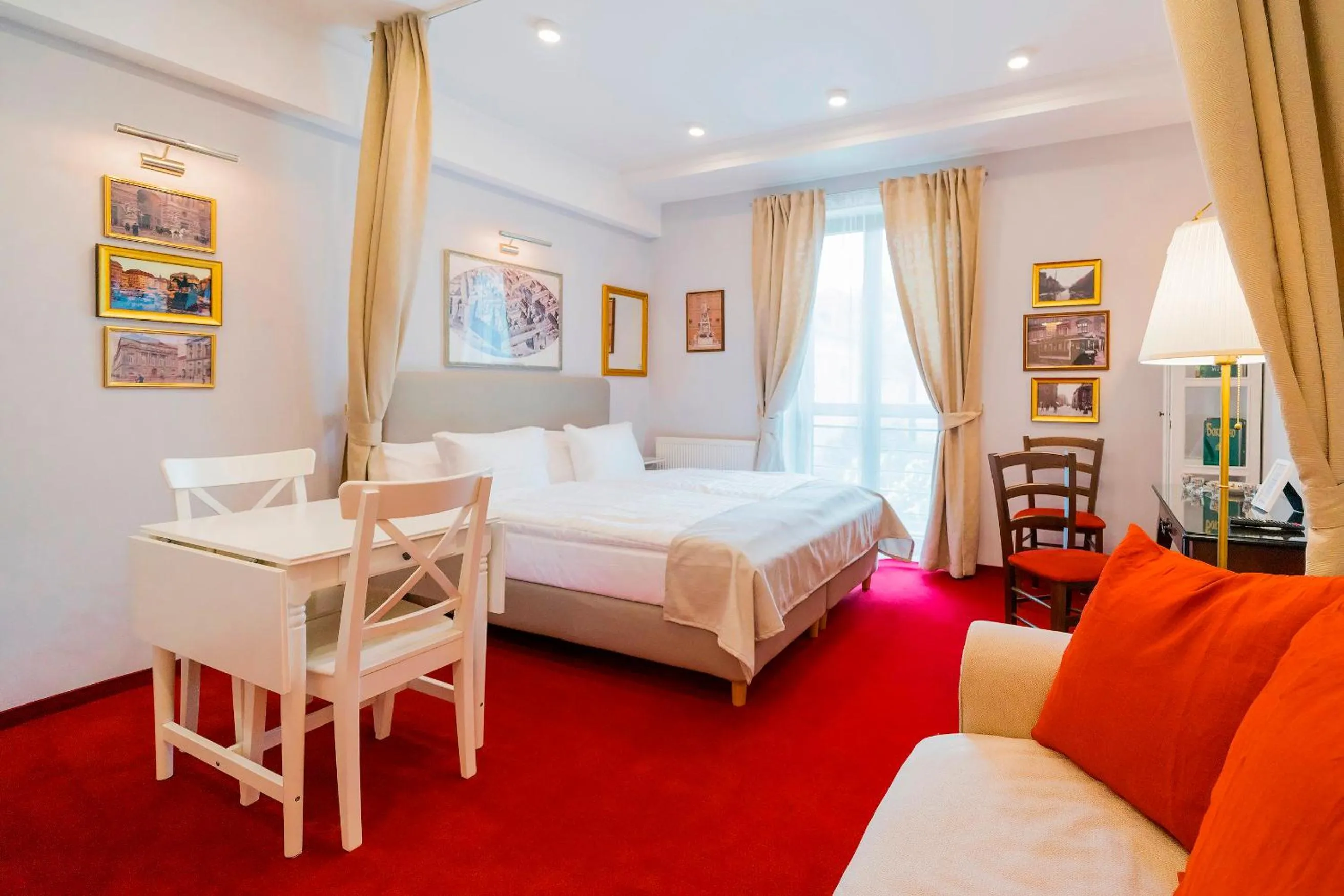 Photo of the whole room, Bed in Revelton Studios Františkovy Lázně