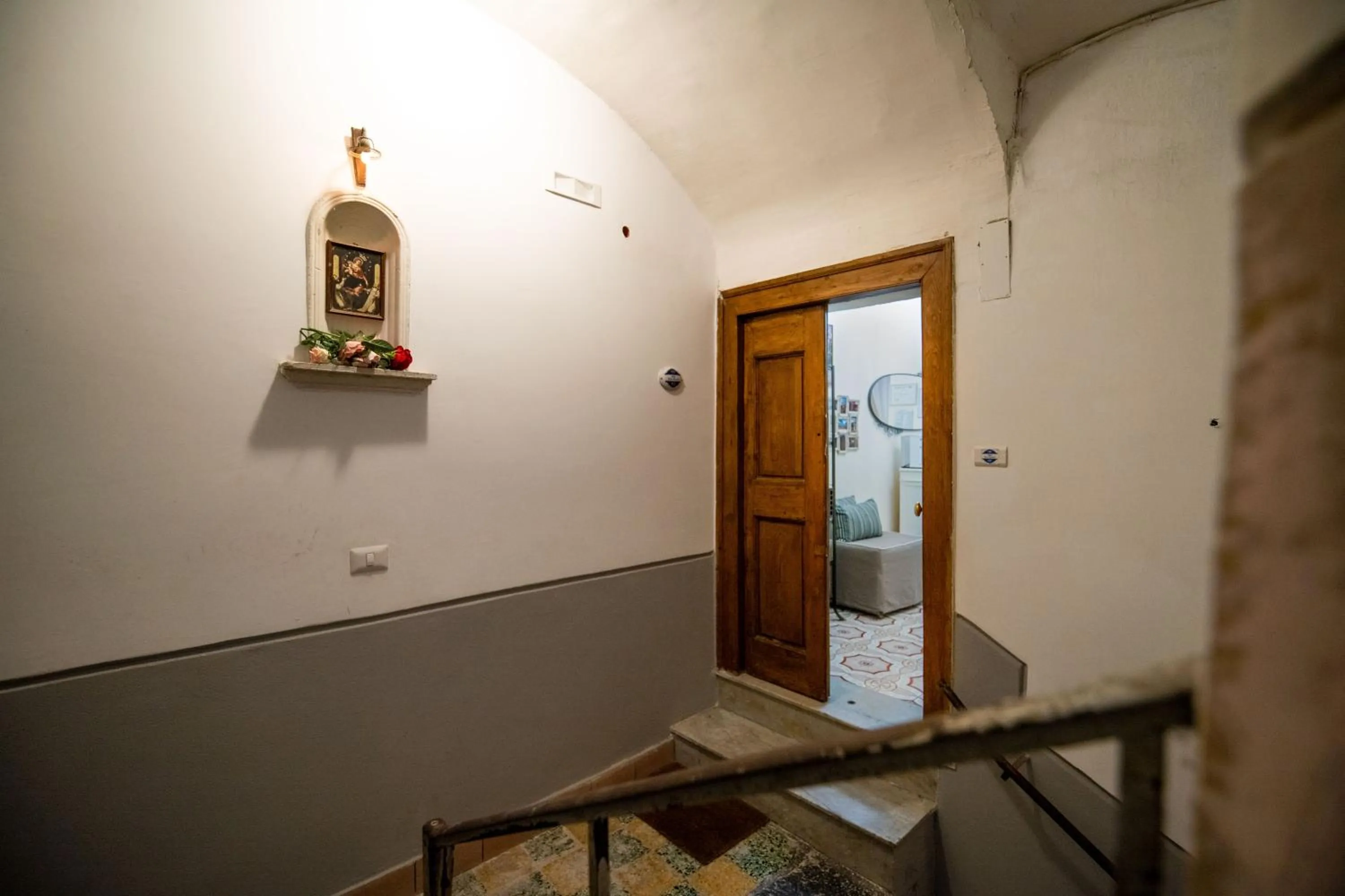 Facade/entrance in Terre Dipinte