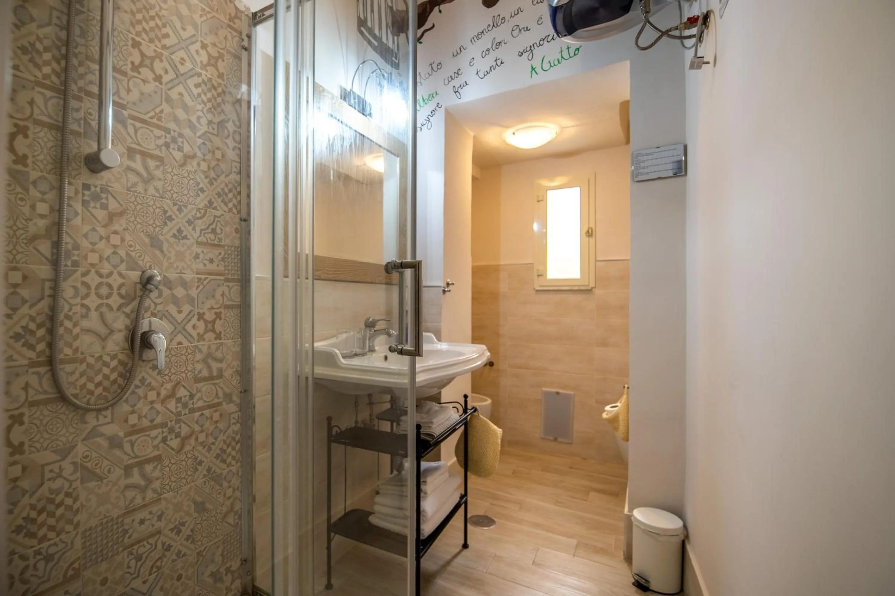 Bathroom in Terre Dipinte