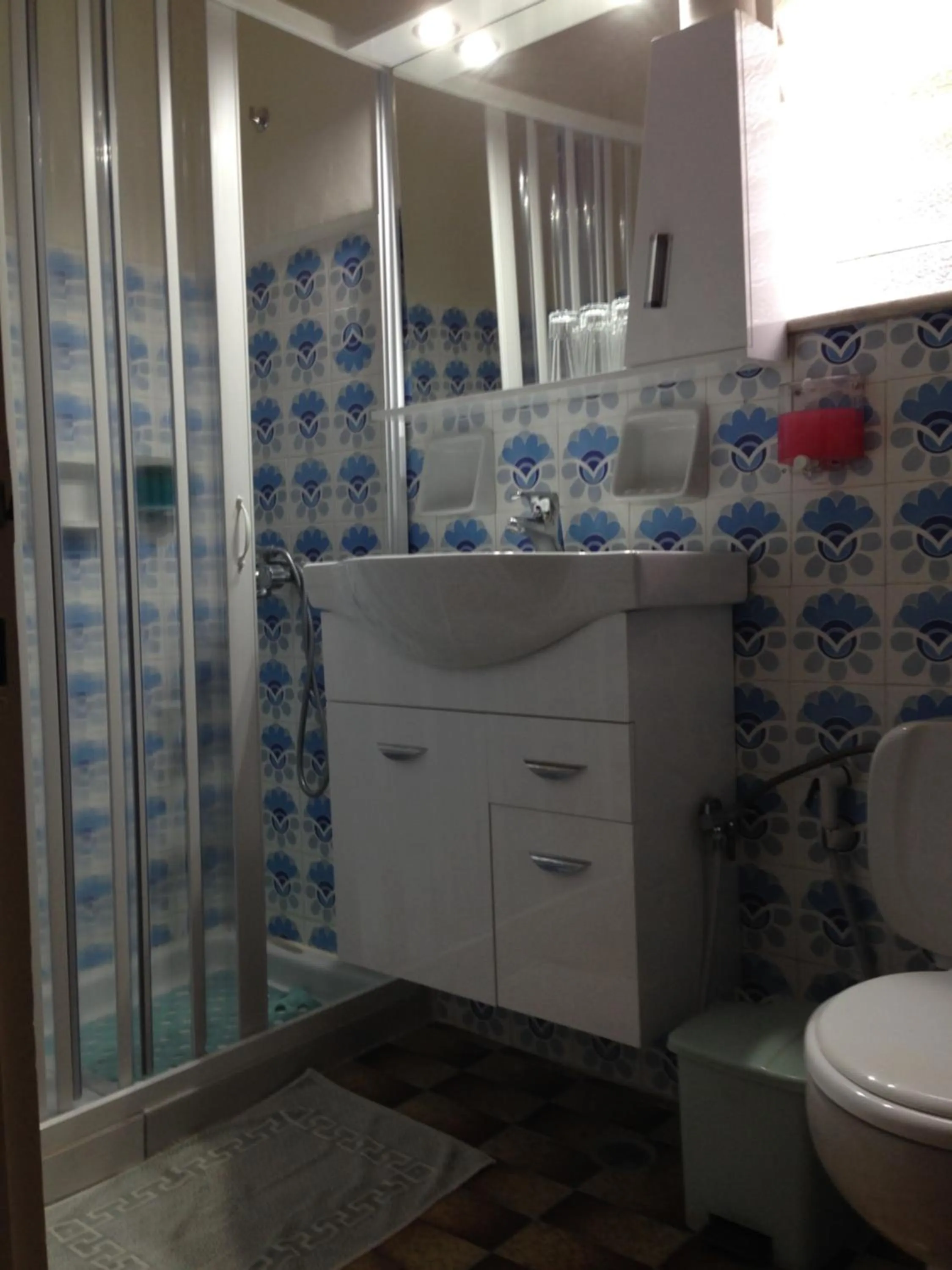 Bathroom in Phaethon Hotel