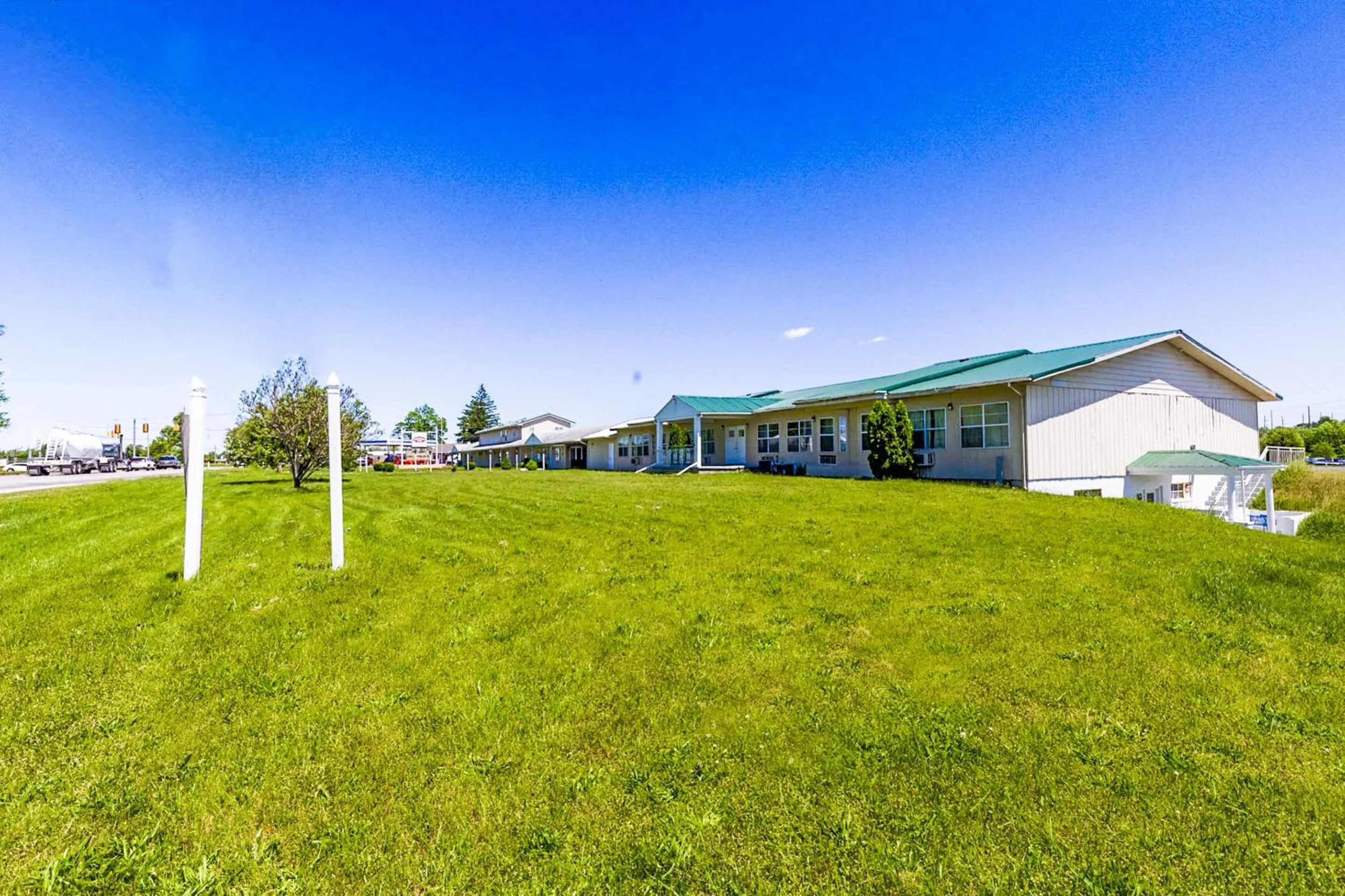 Facade/entrance in Country Hearth Inn & Suites By OYO Sturgis