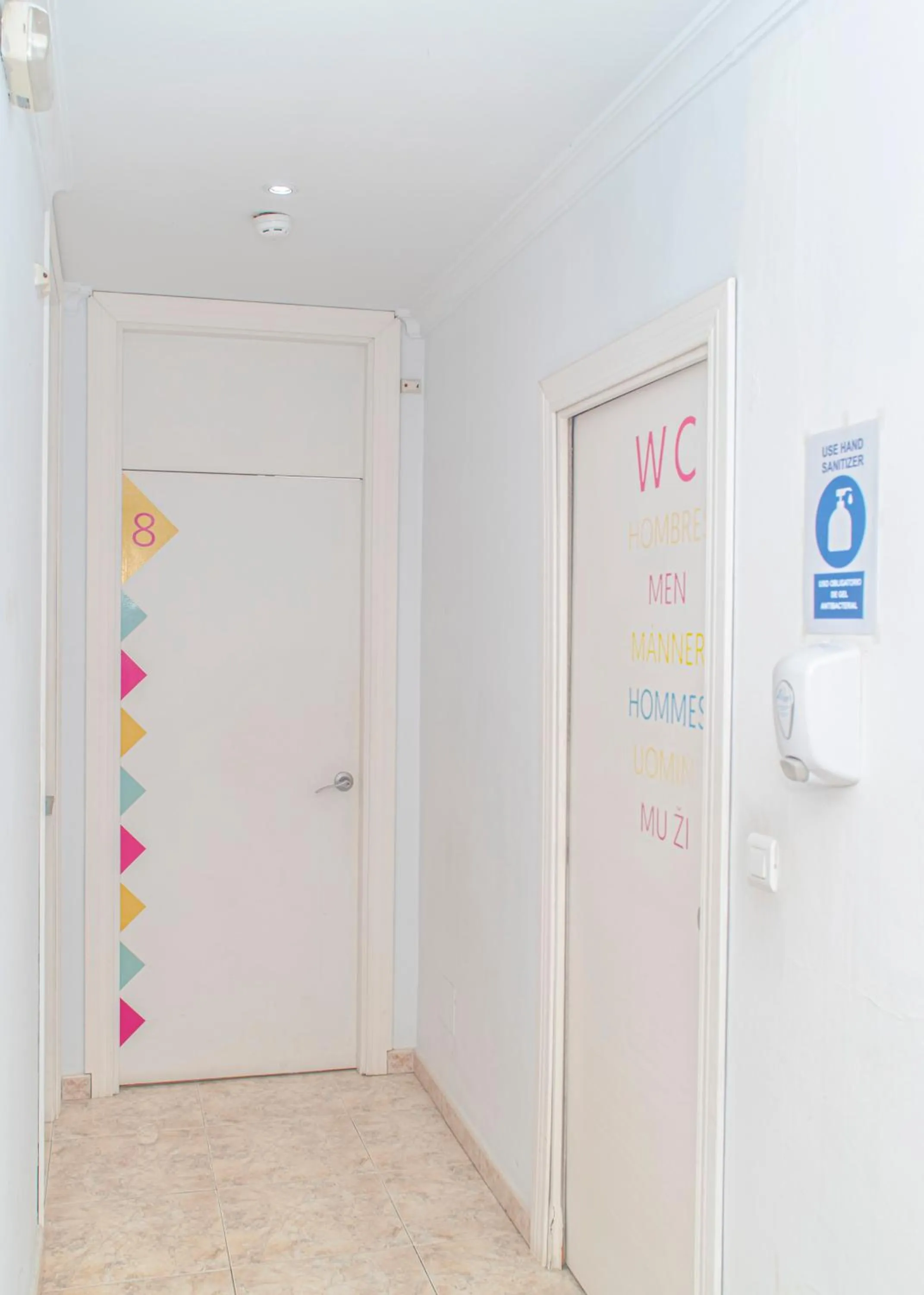 Bathroom in La Moraga de Poniente Malaga Hostel