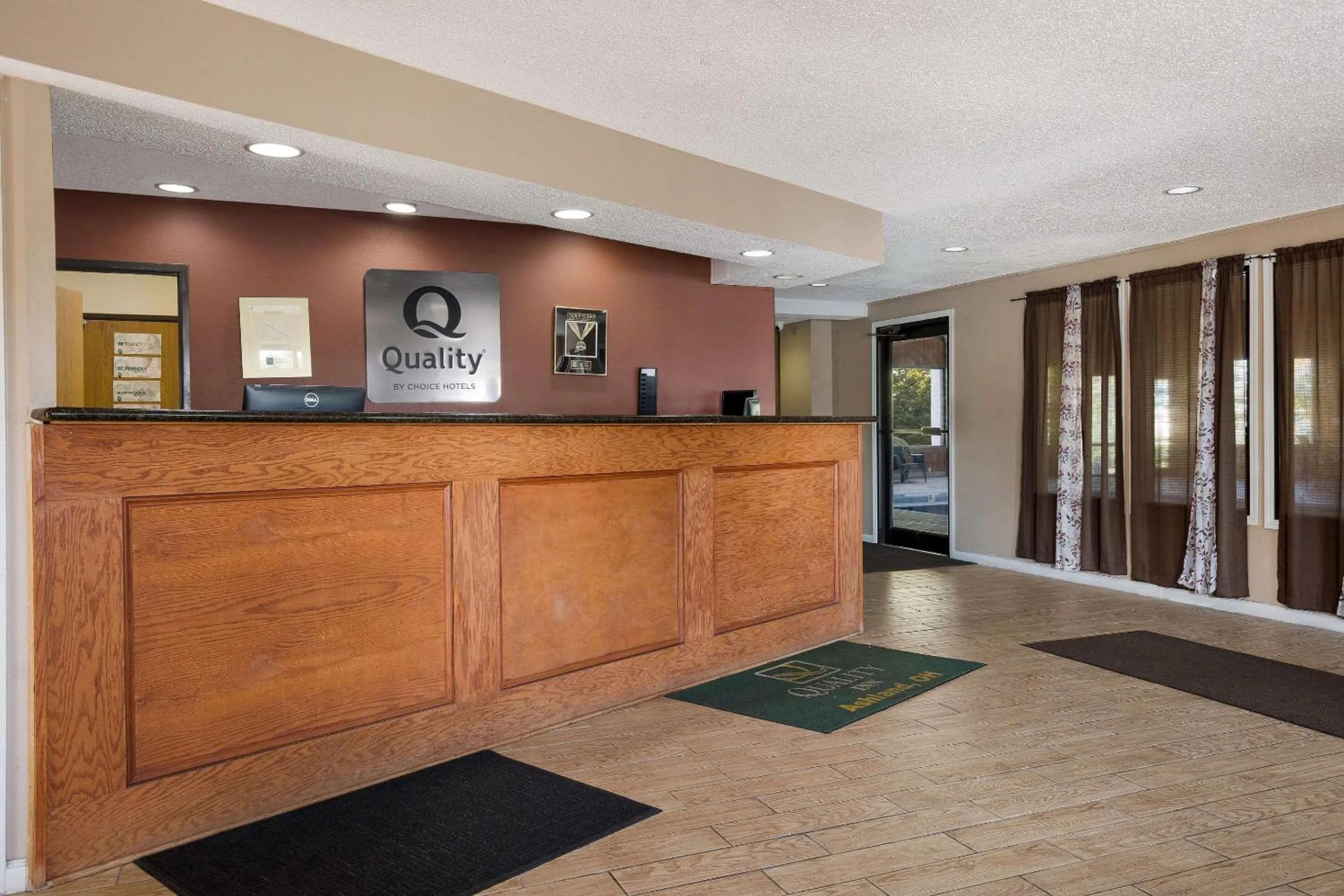 Lobby or reception in Quality Inn Ashland East