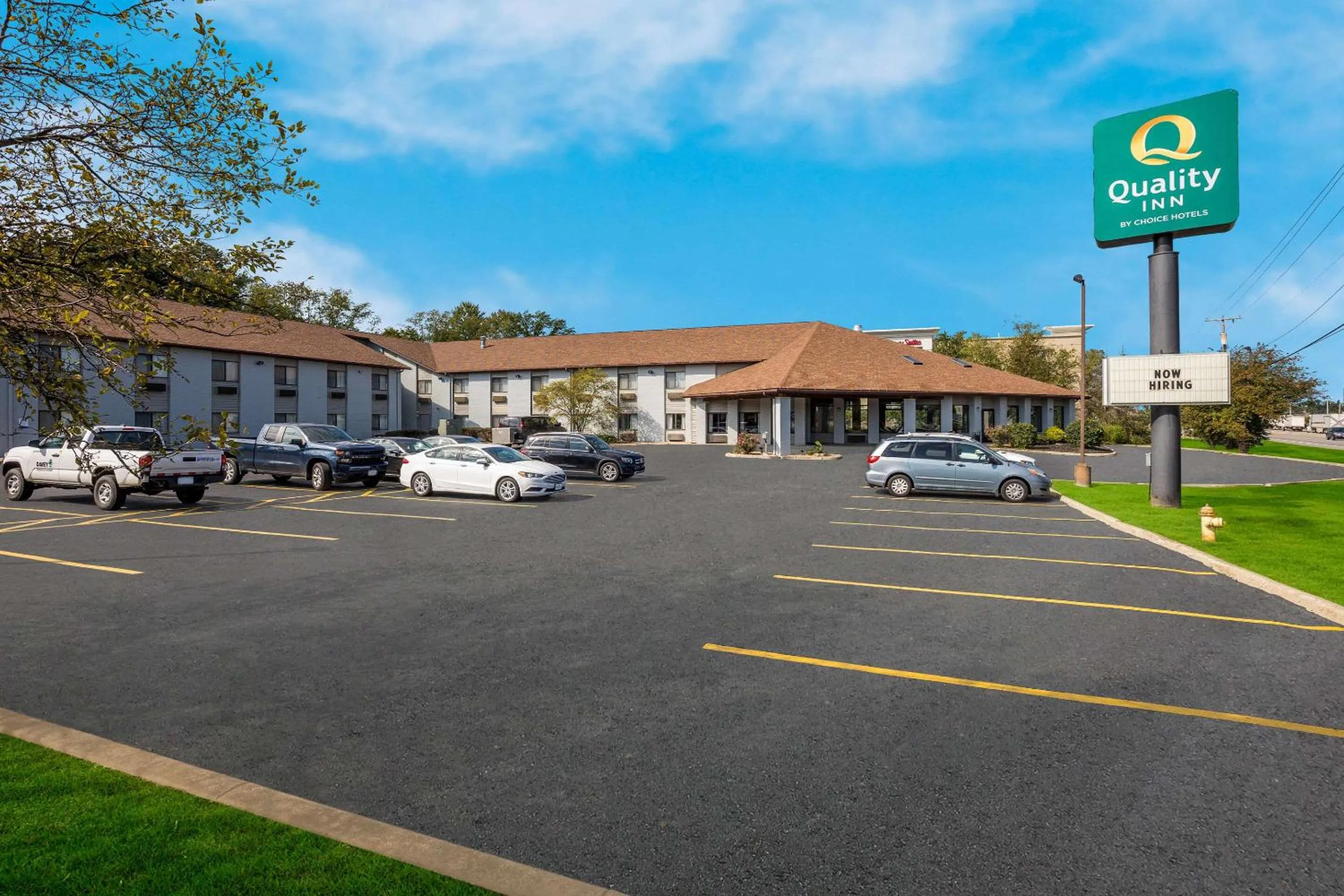 Property building in Quality Inn Ashland East