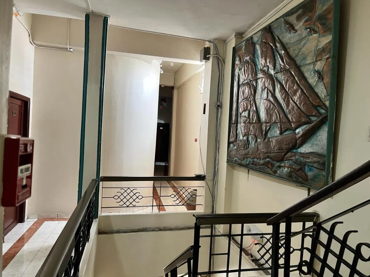 Property building, Bed in Atlantic Suites Hotel