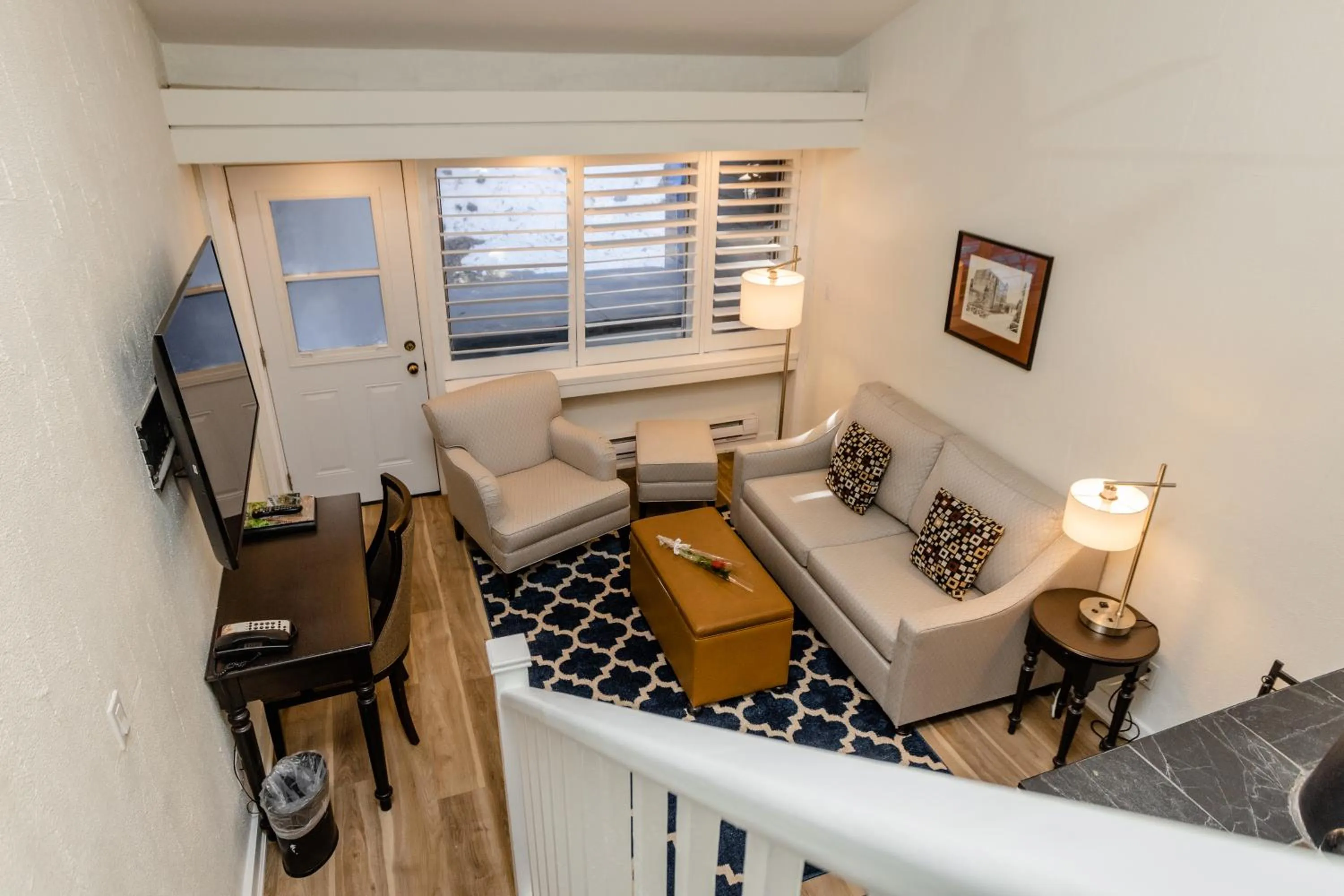 TV and multimedia in Millcroft Inn & Spa