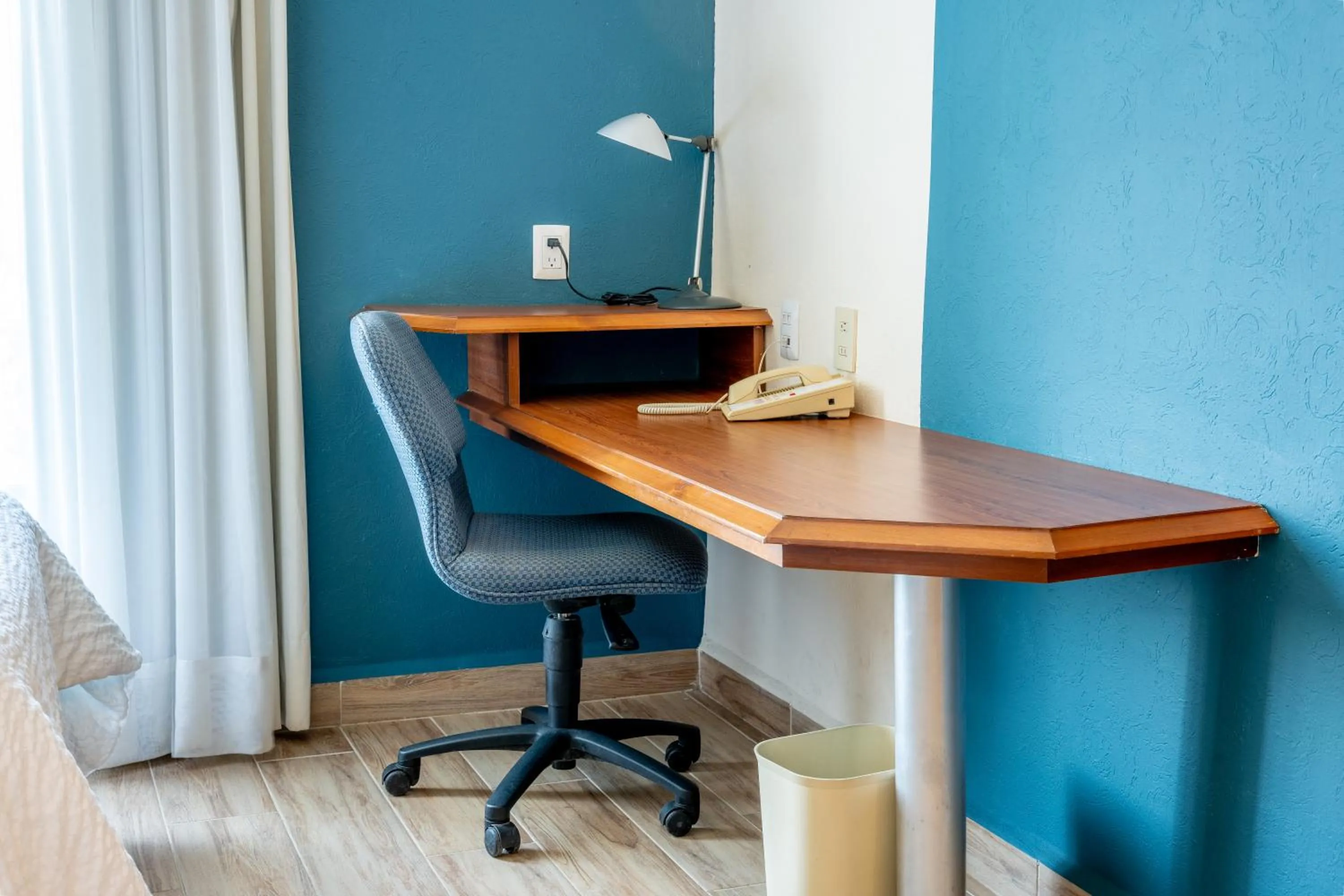 Bedroom in Fiesta Inn Poza Rica