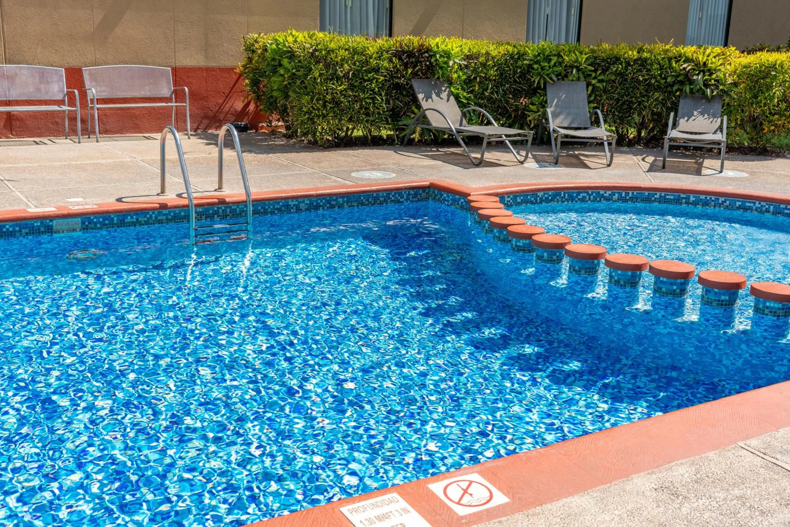 Day in Fiesta Inn Poza Rica