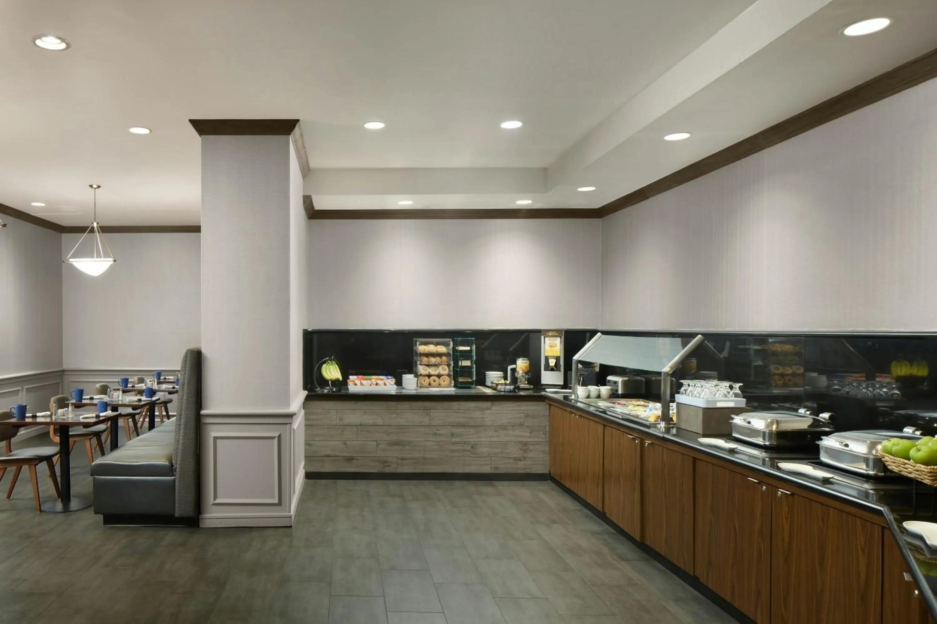 Breakfast in Four Points by Sheraton Richmond Airport