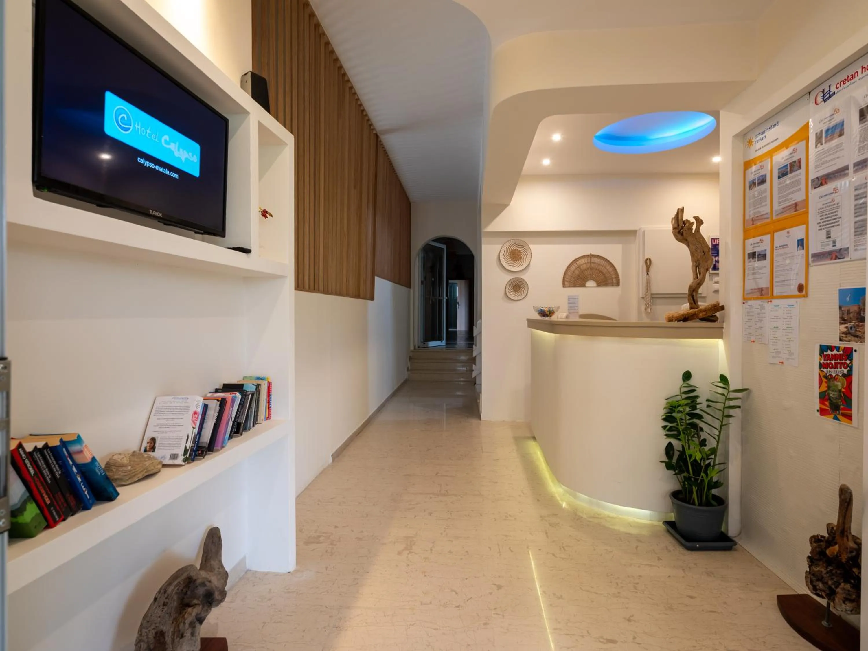 Library in Calypso Hotel