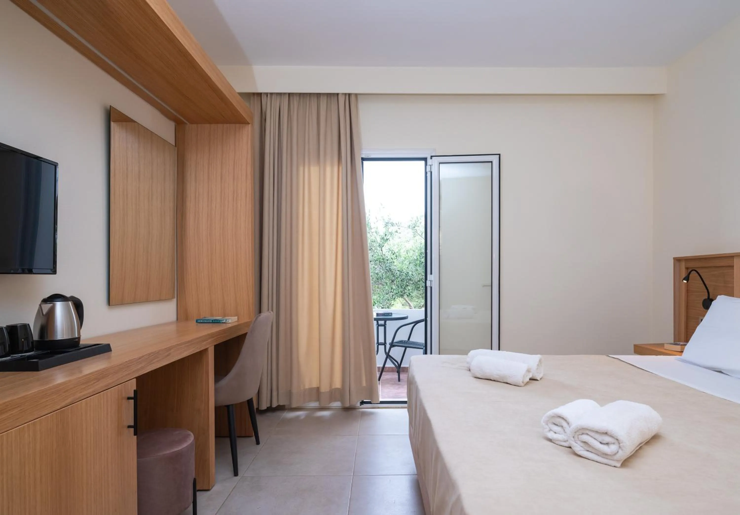 Bed in Calypso Hotel