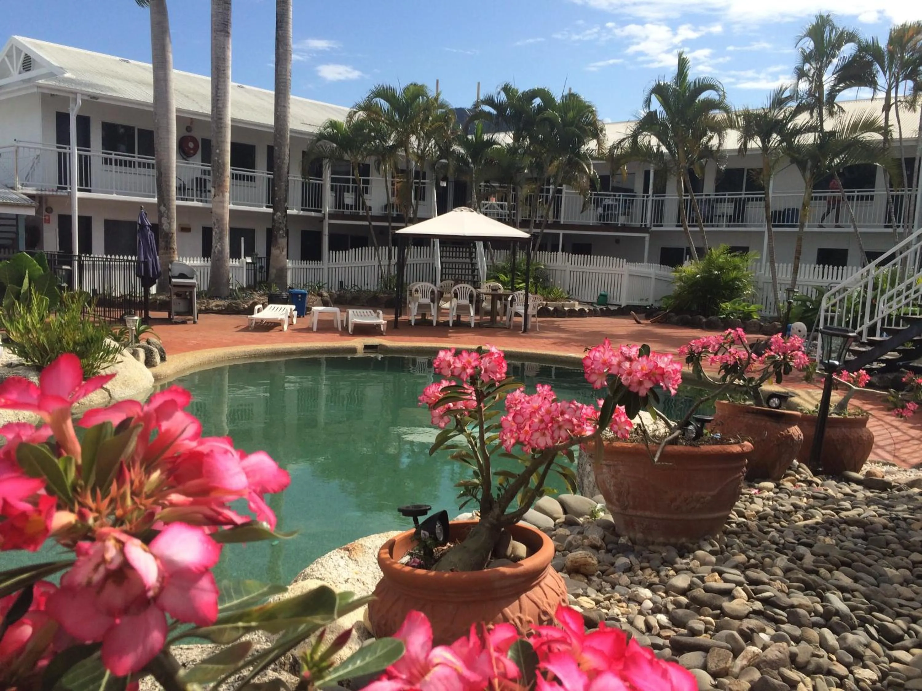 Swimming pool in South Cairns Resort
