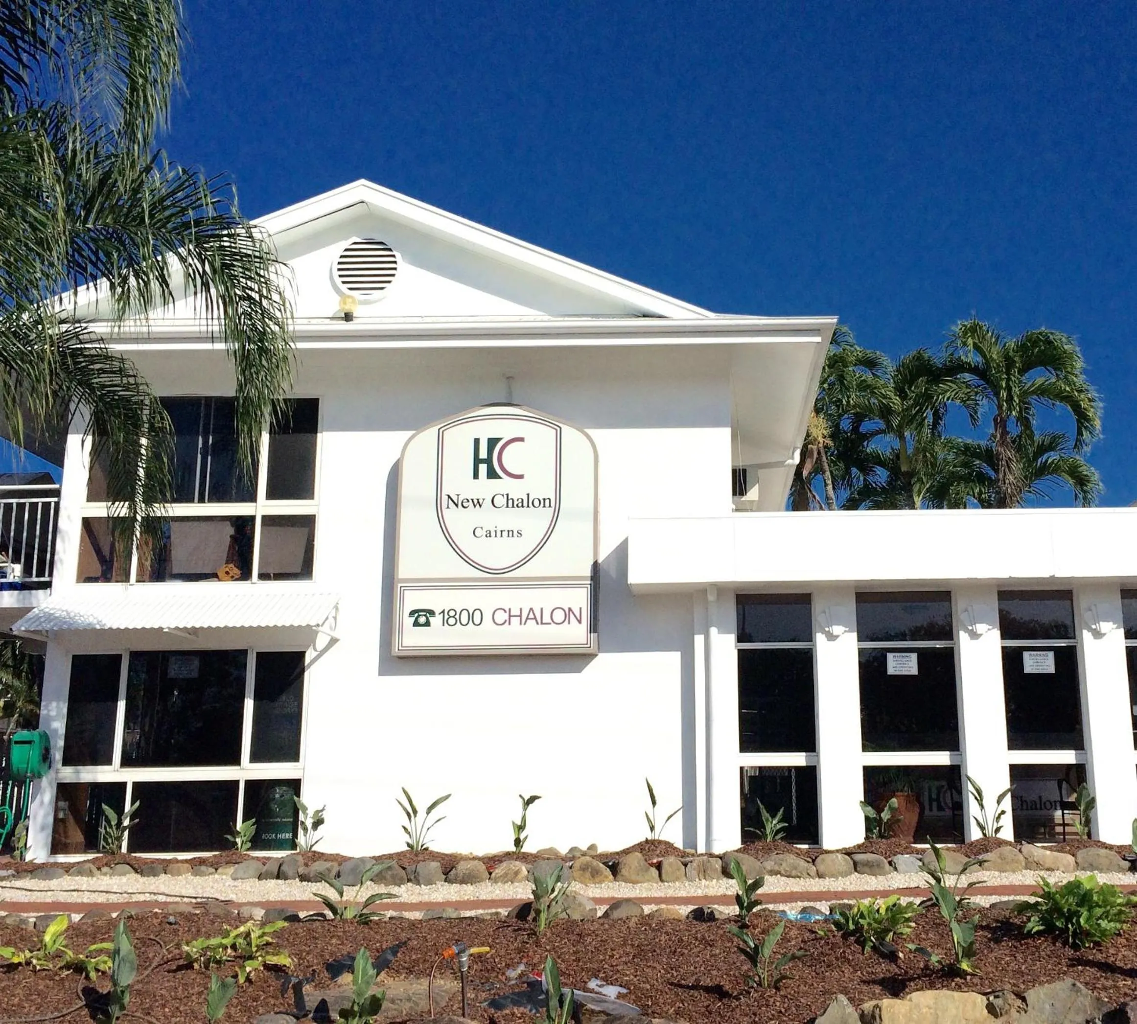 Property building in South Cairns Resort