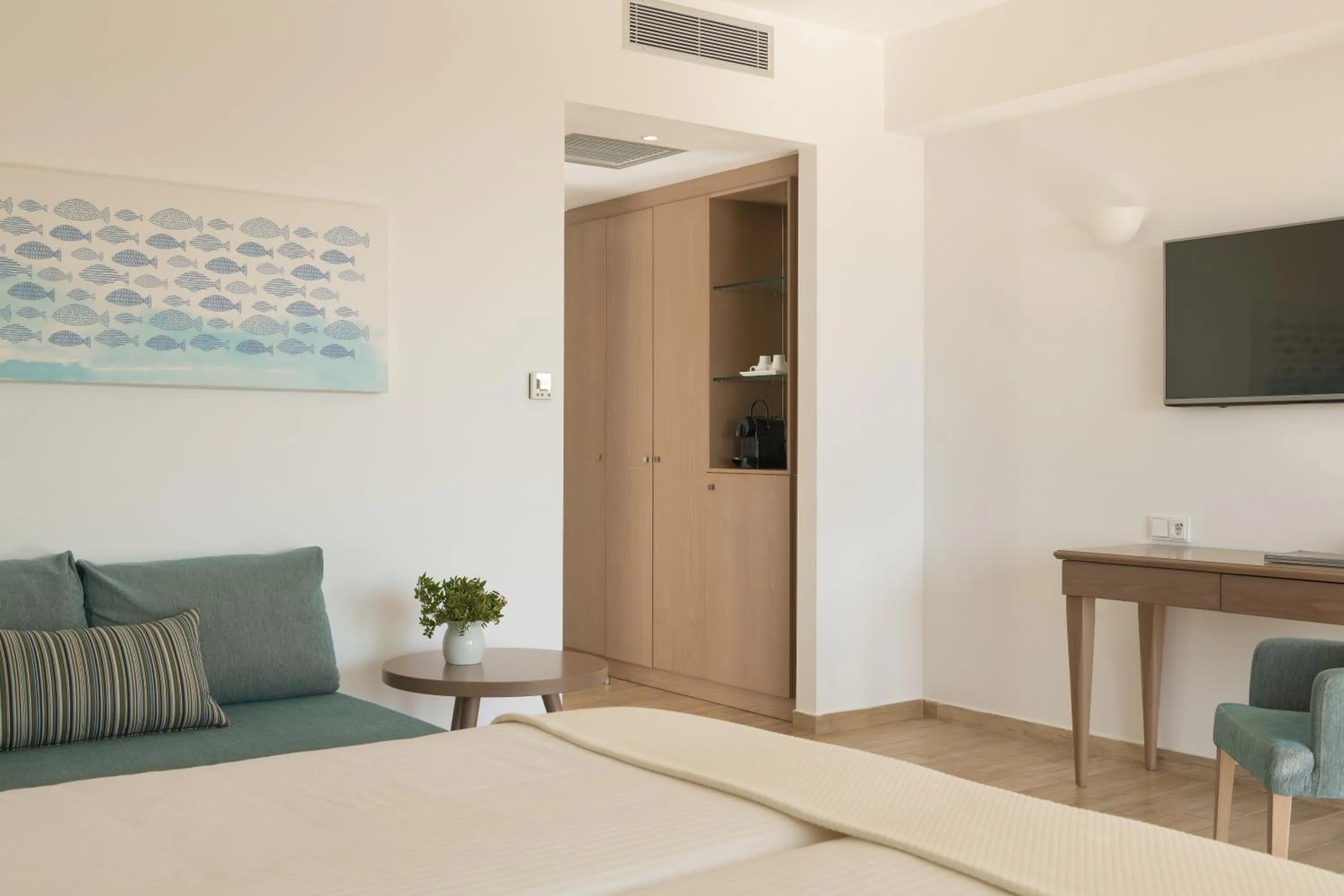 Coffee/tea facilities, Bed in Paralos Irini Mare