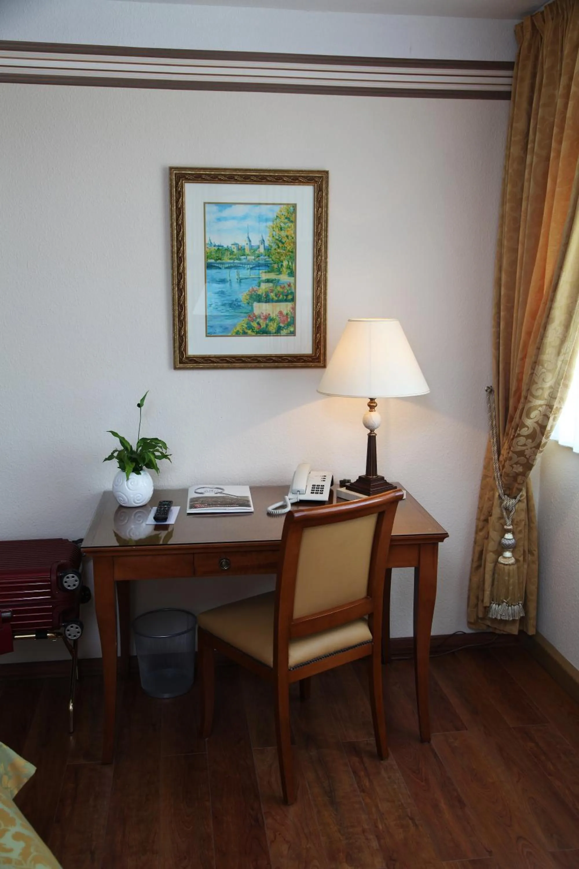 Seating area in In Piazza