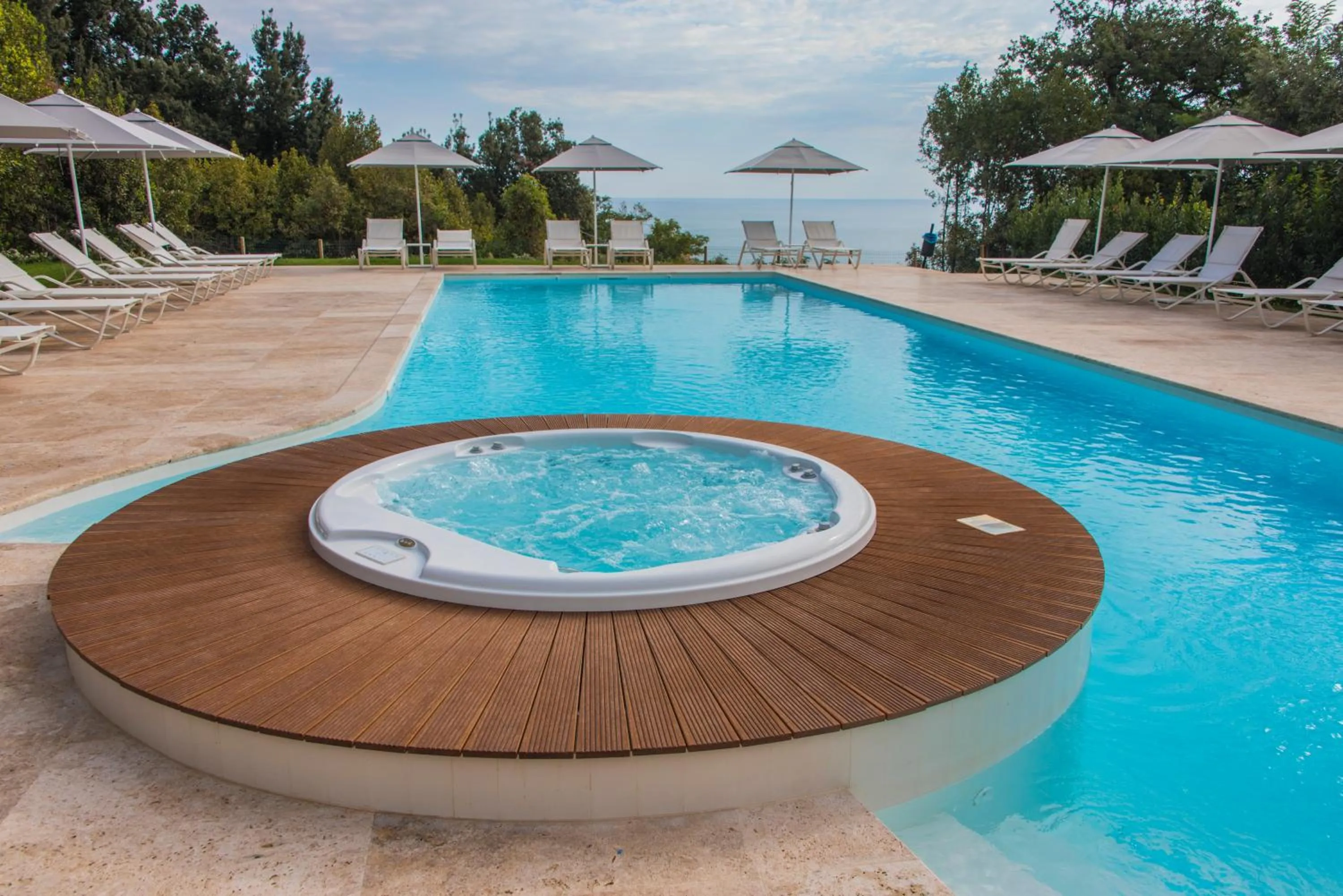 Hot Tub in Villa Lattanzi