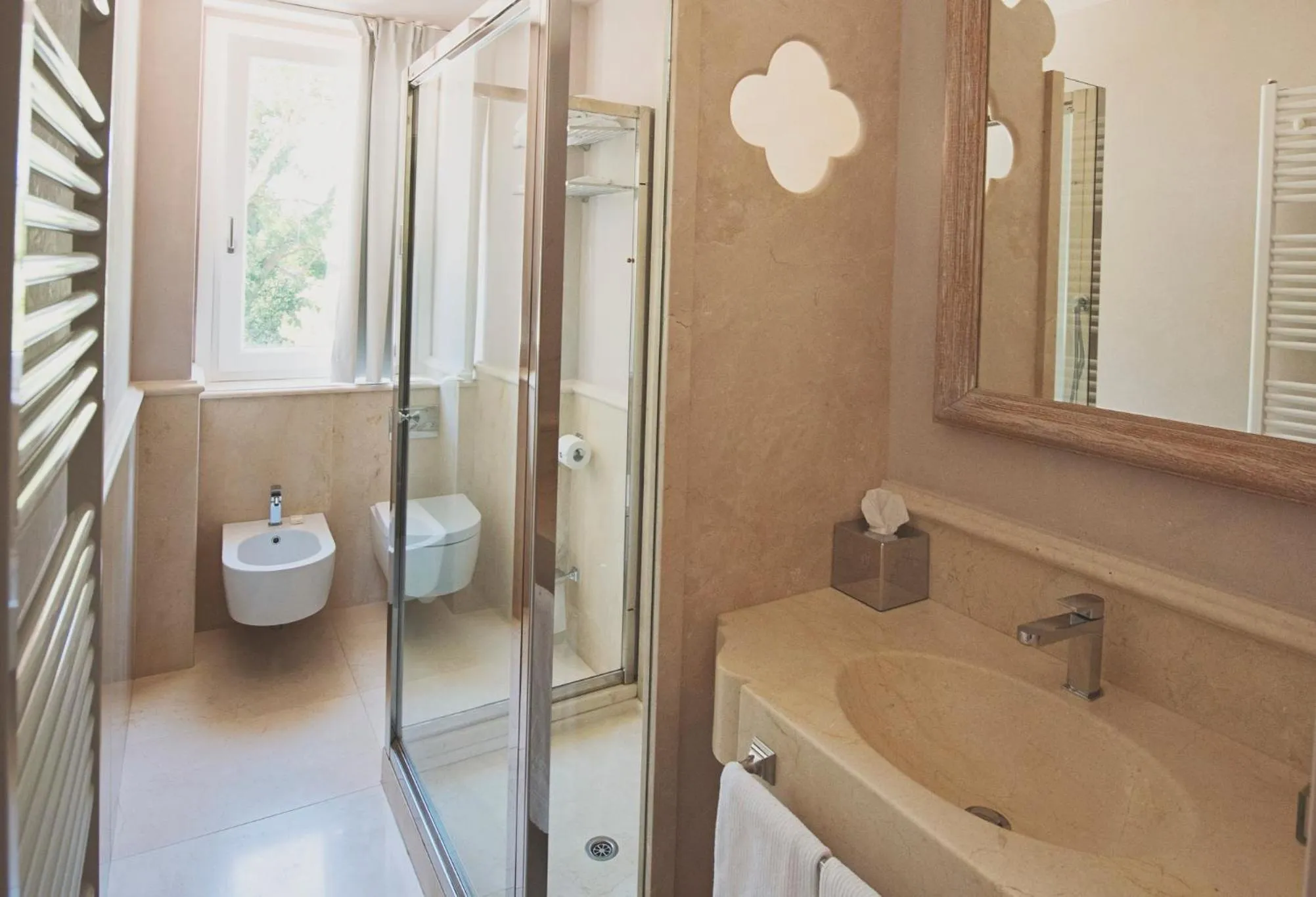 Shower in Villa Lattanzi