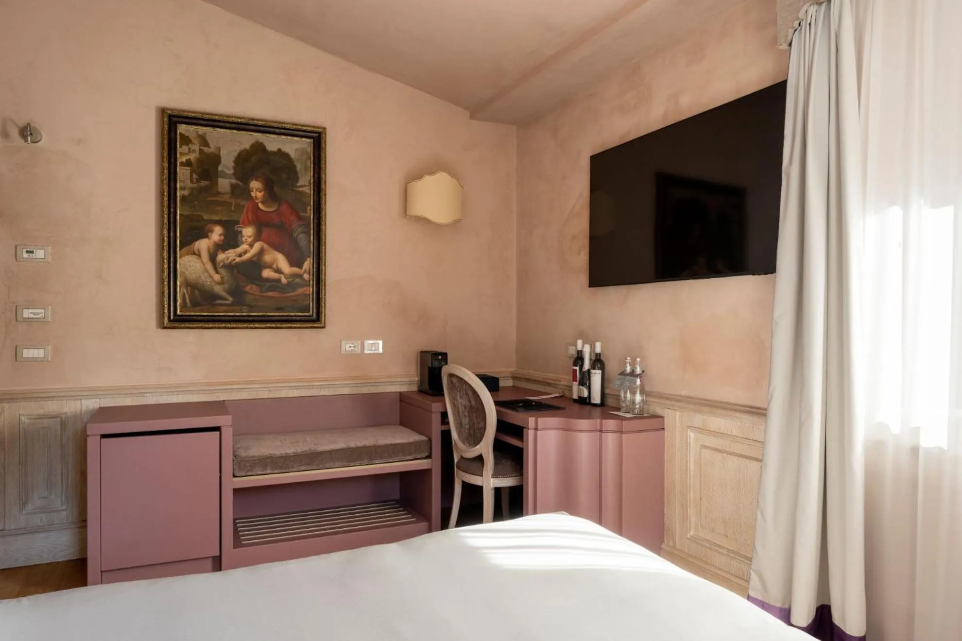 Bedroom, Bed in Villa Lattanzi