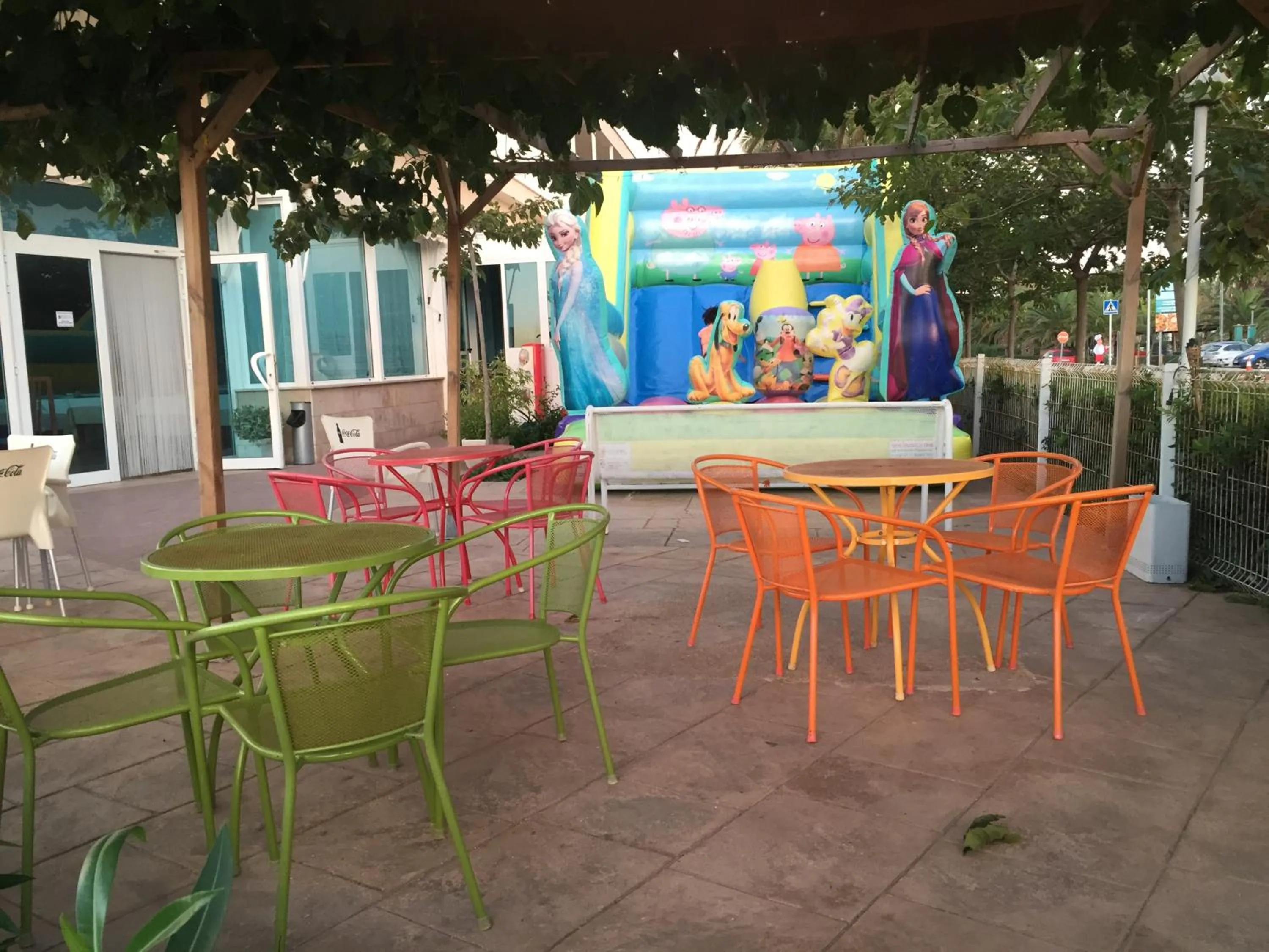 Restaurant/places to eat in Hotel Mediterrani Blau