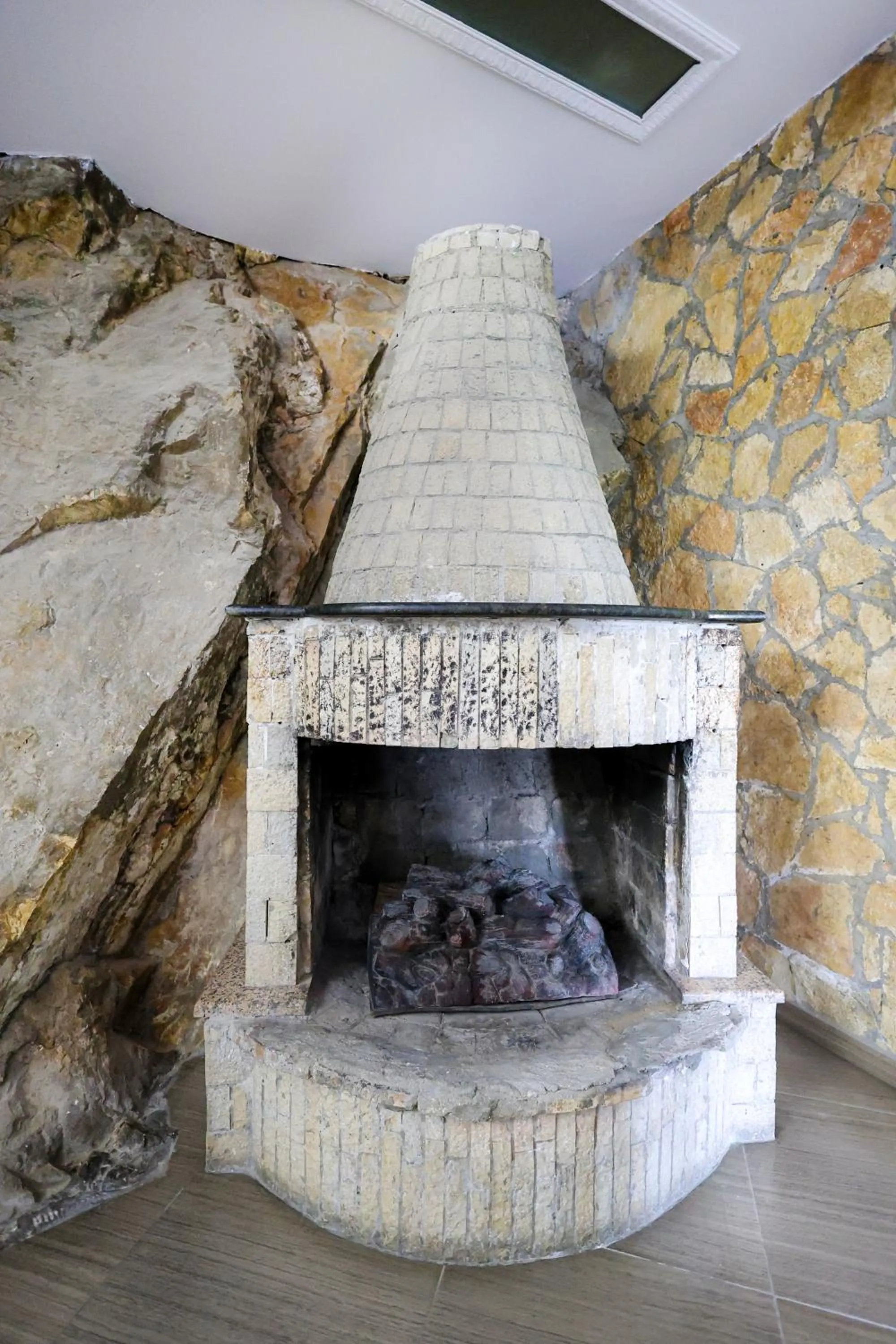 fireplace in Hotel Ajka