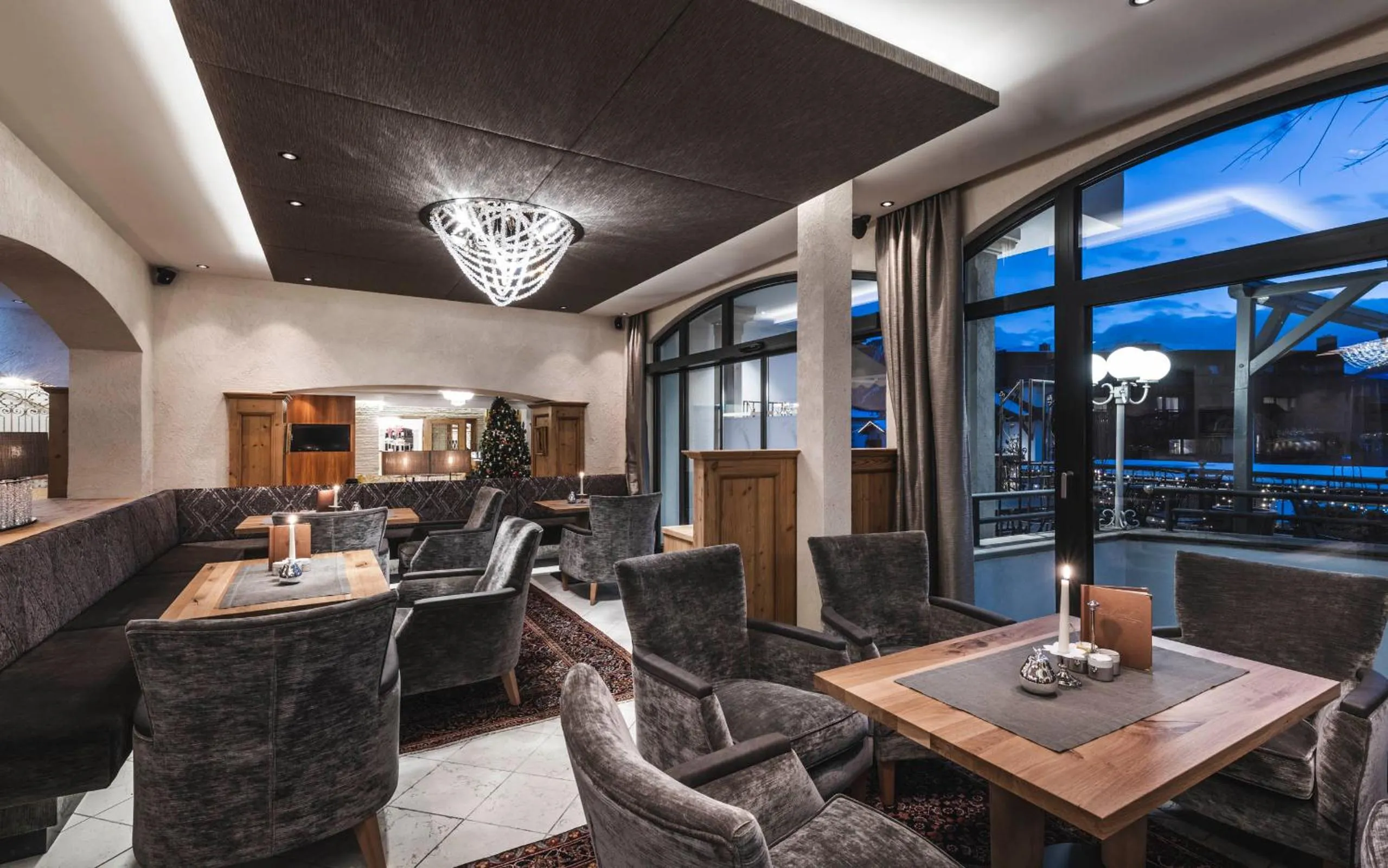 Lobby or reception in Wellnesshotel Cervosa