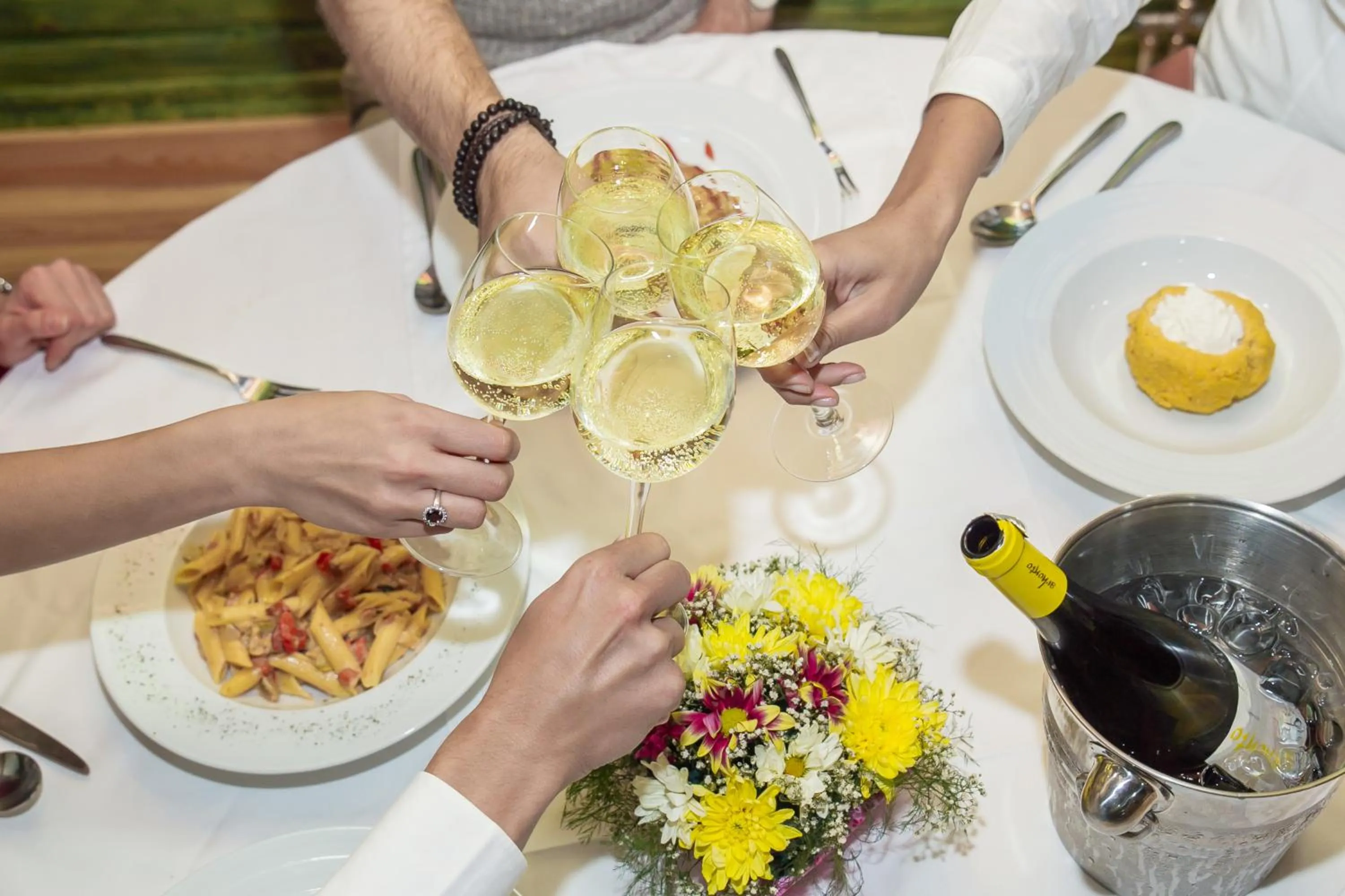 Restaurant/places to eat in Hotel & Resort Gacka