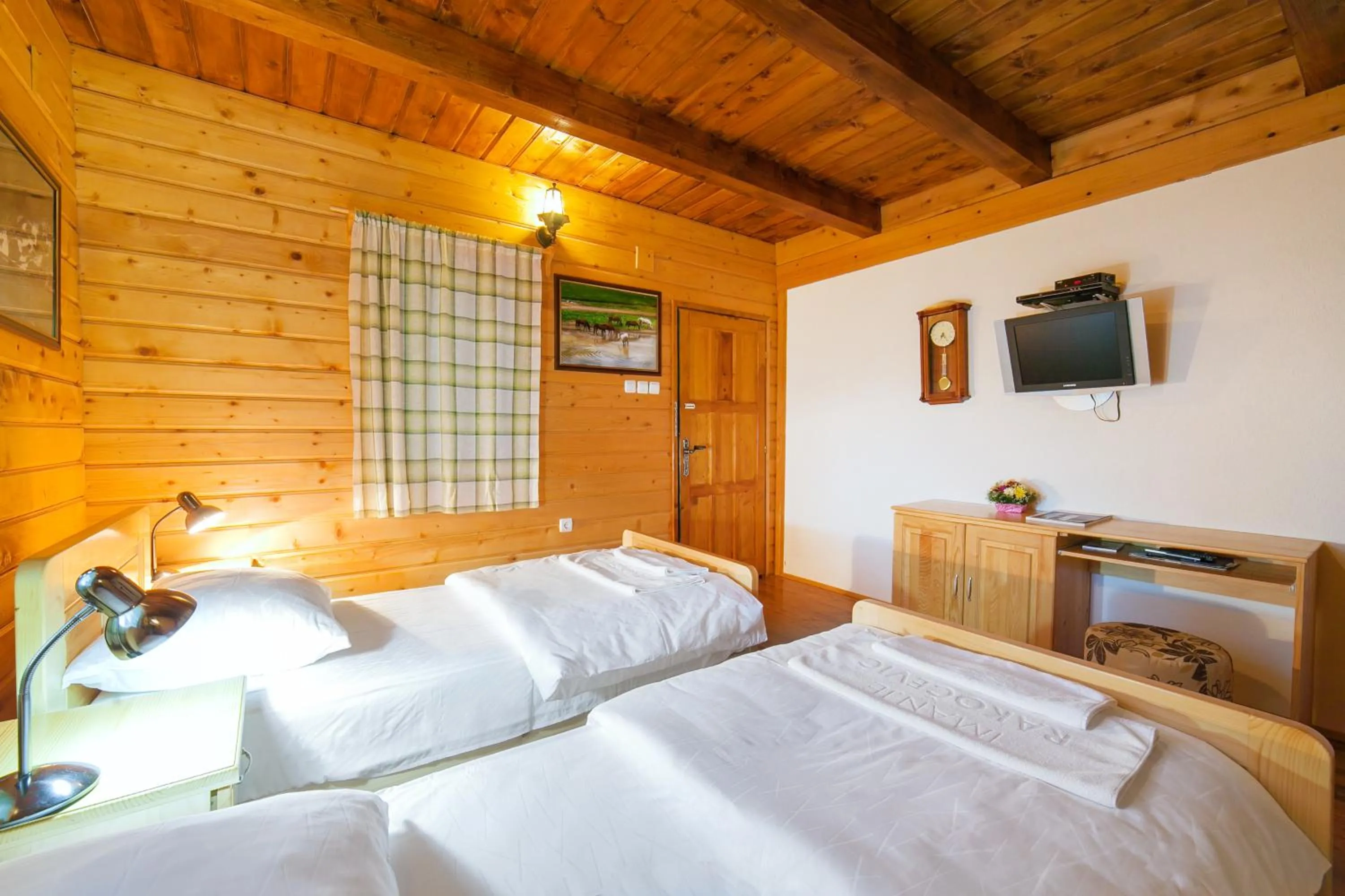 Bedroom, Bed in Hotel & Resort Gacka