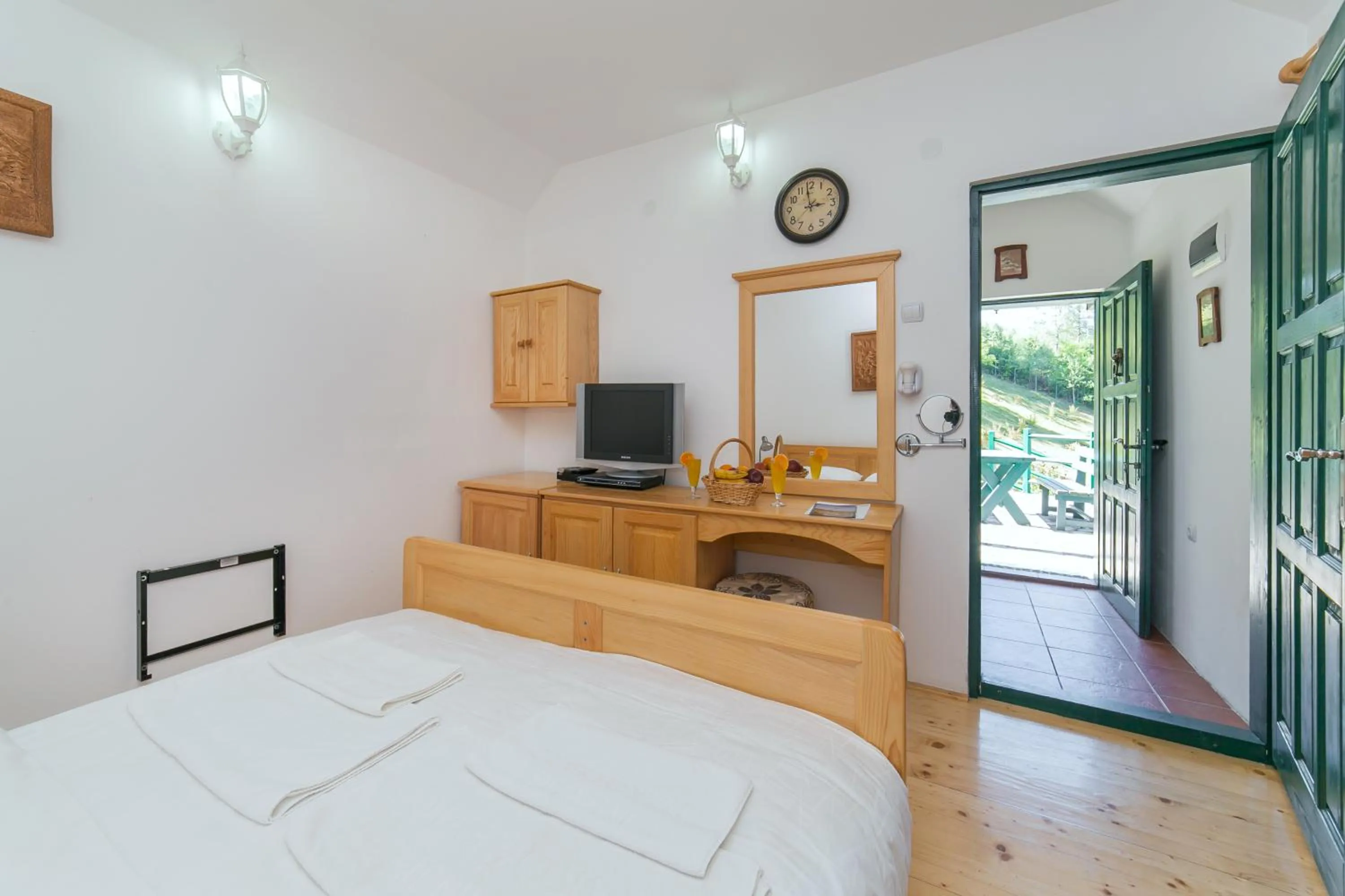 Bedroom, Bed in Hotel & Resort Gacka