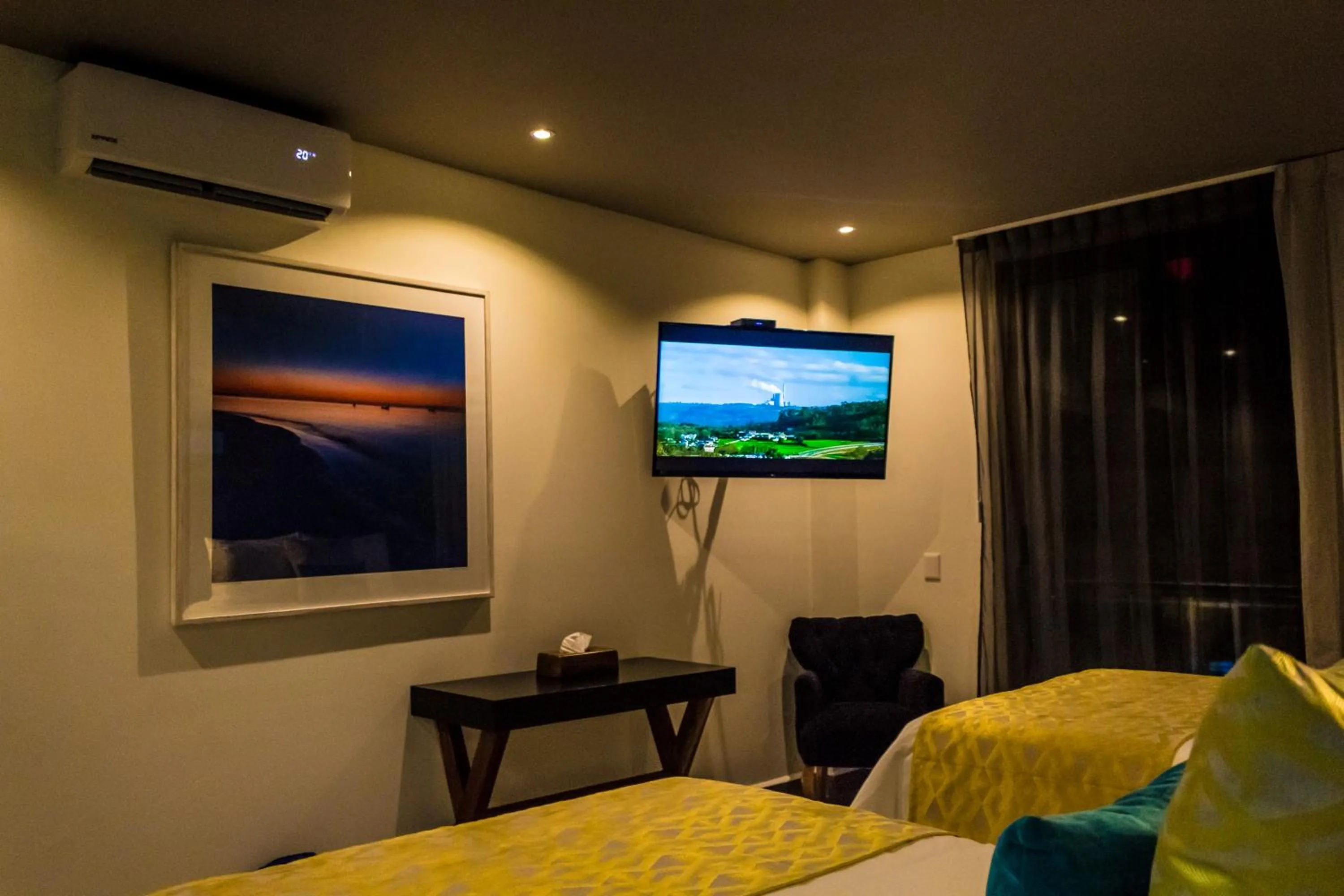 TV and multimedia, Bed in KABAH Cancun Hotel Boutique