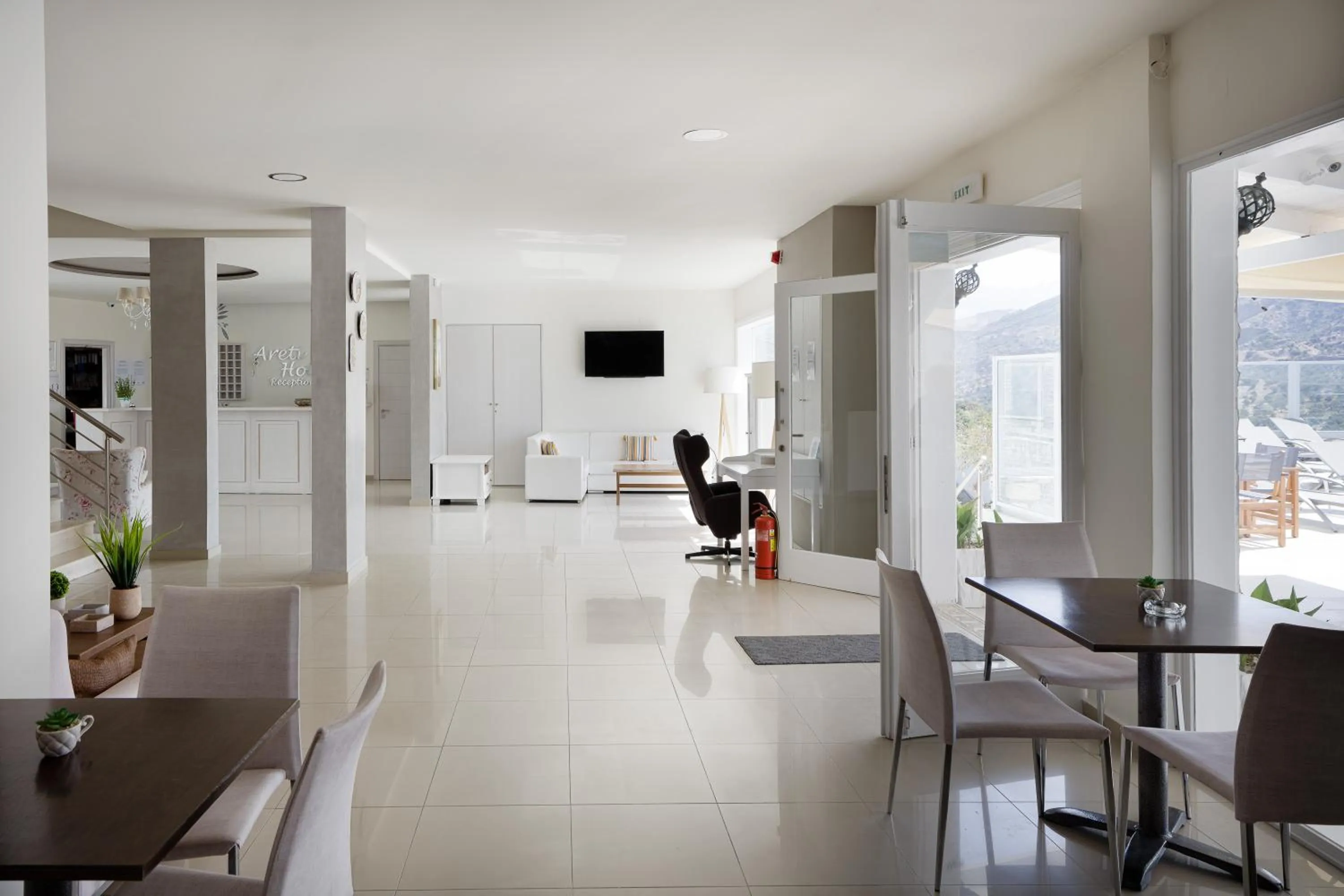 Lobby or reception in Areti Hotel