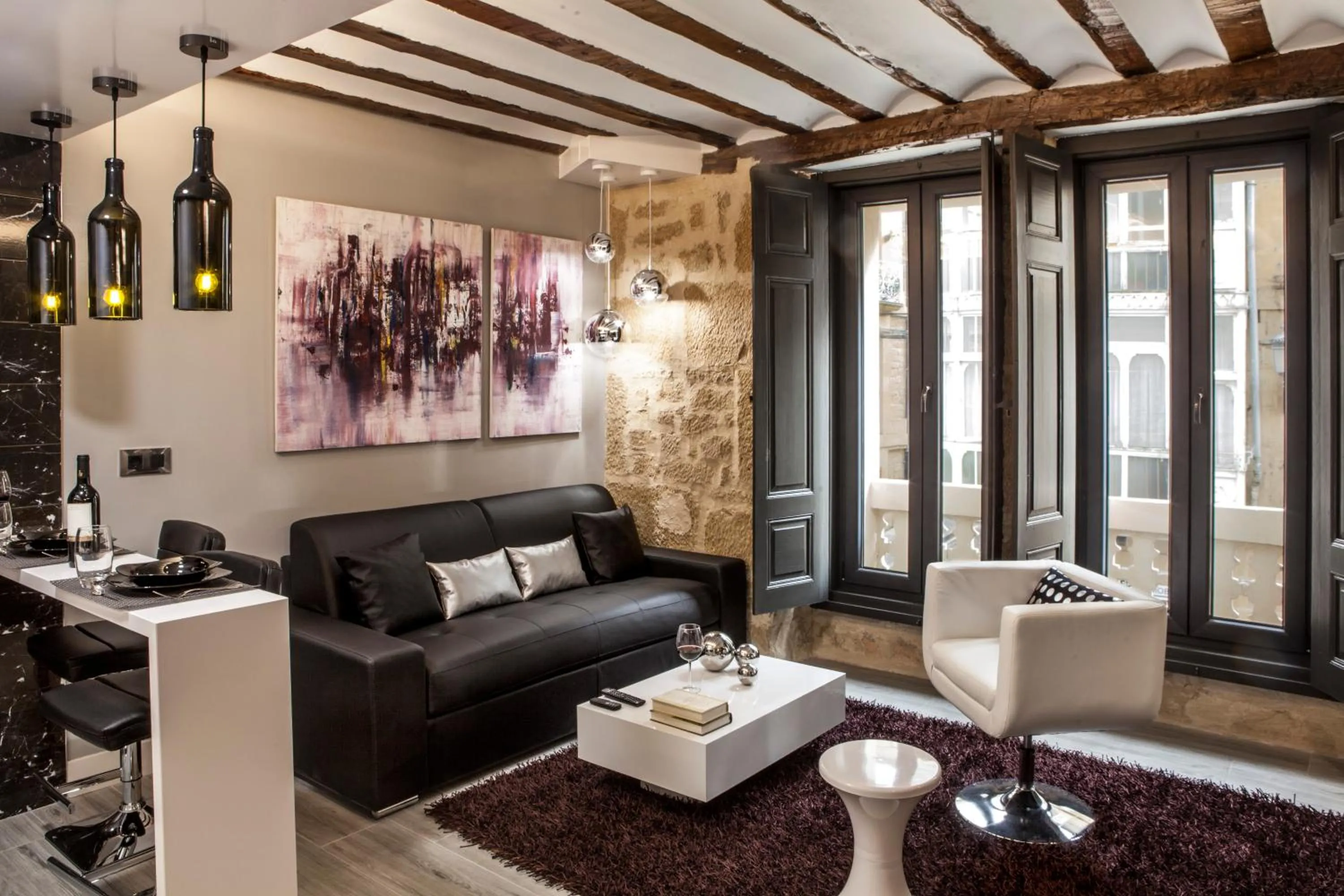 Living room in Wine & Soul Suites