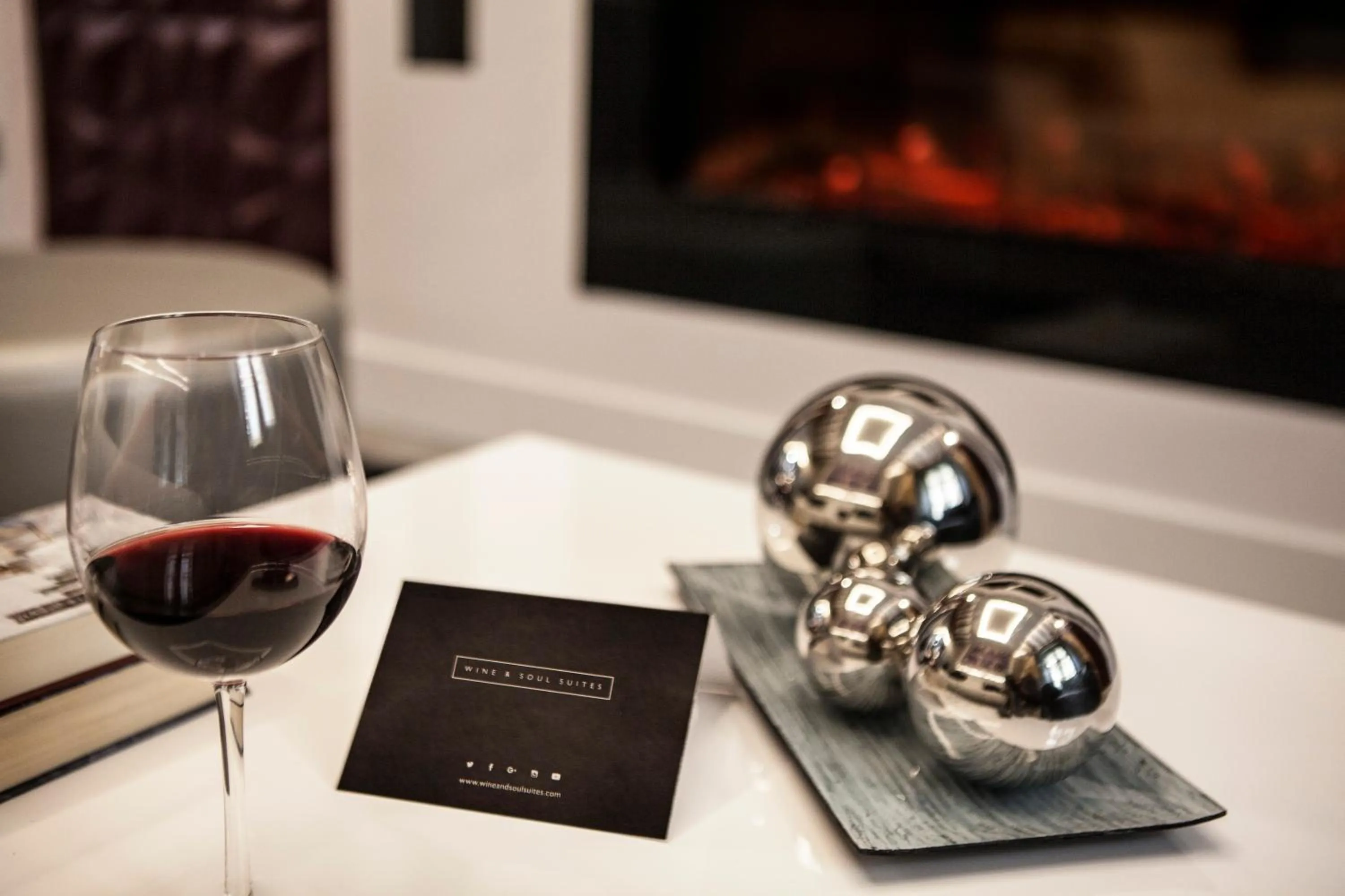 TV and multimedia in Wine & Soul Suites