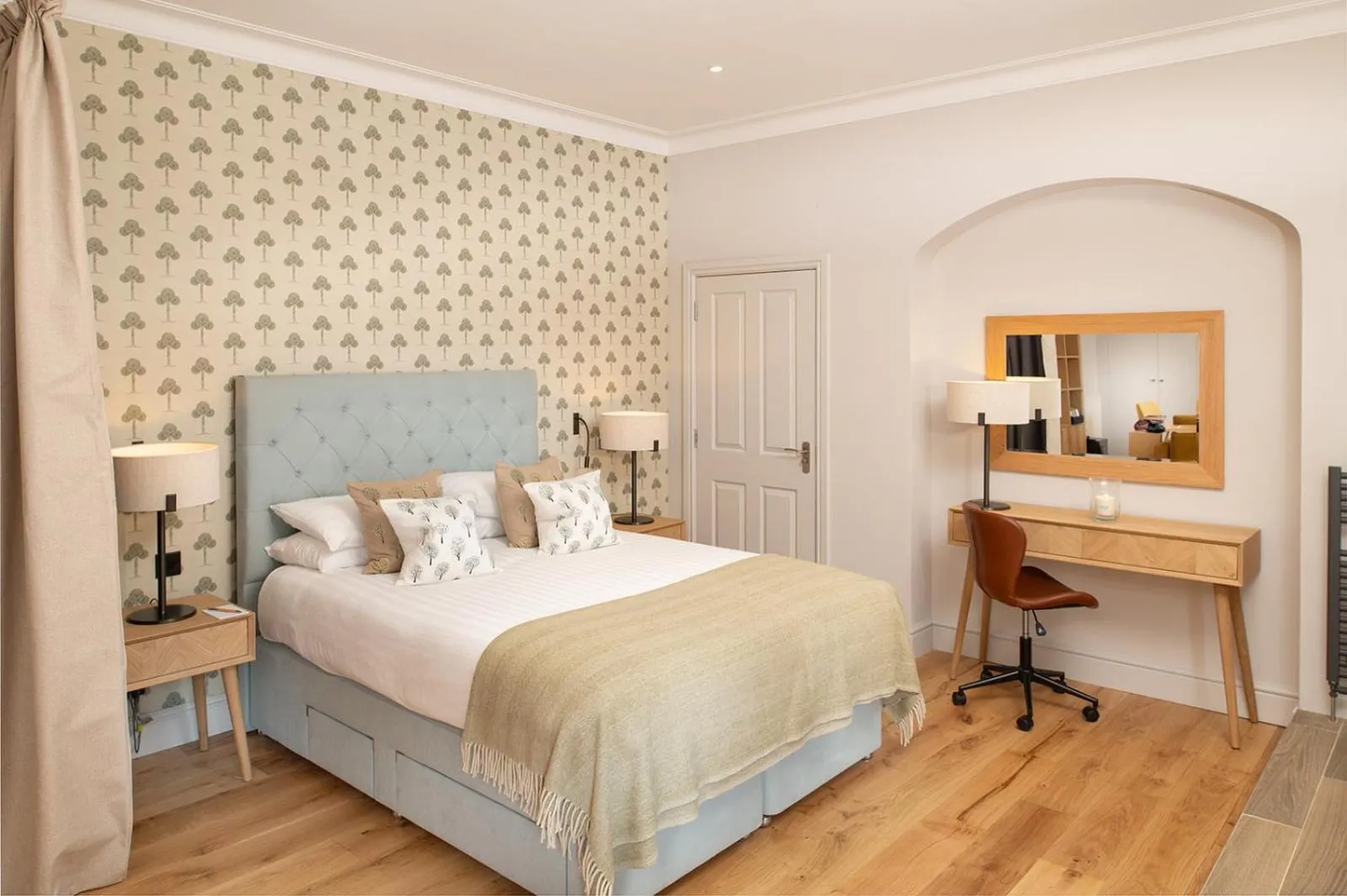 Bedroom, Bed in Rufflets St Andrews