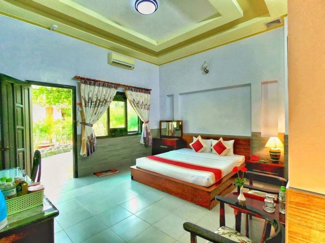 Bed in Thanh Dat Resort