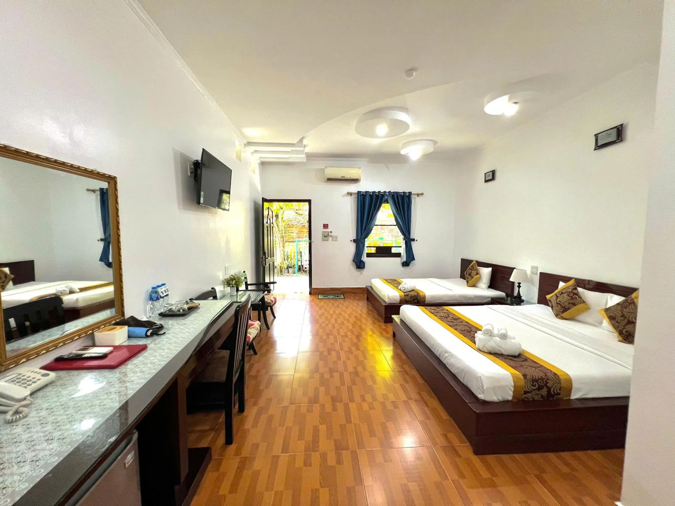 Bed in Thanh Dat Resort